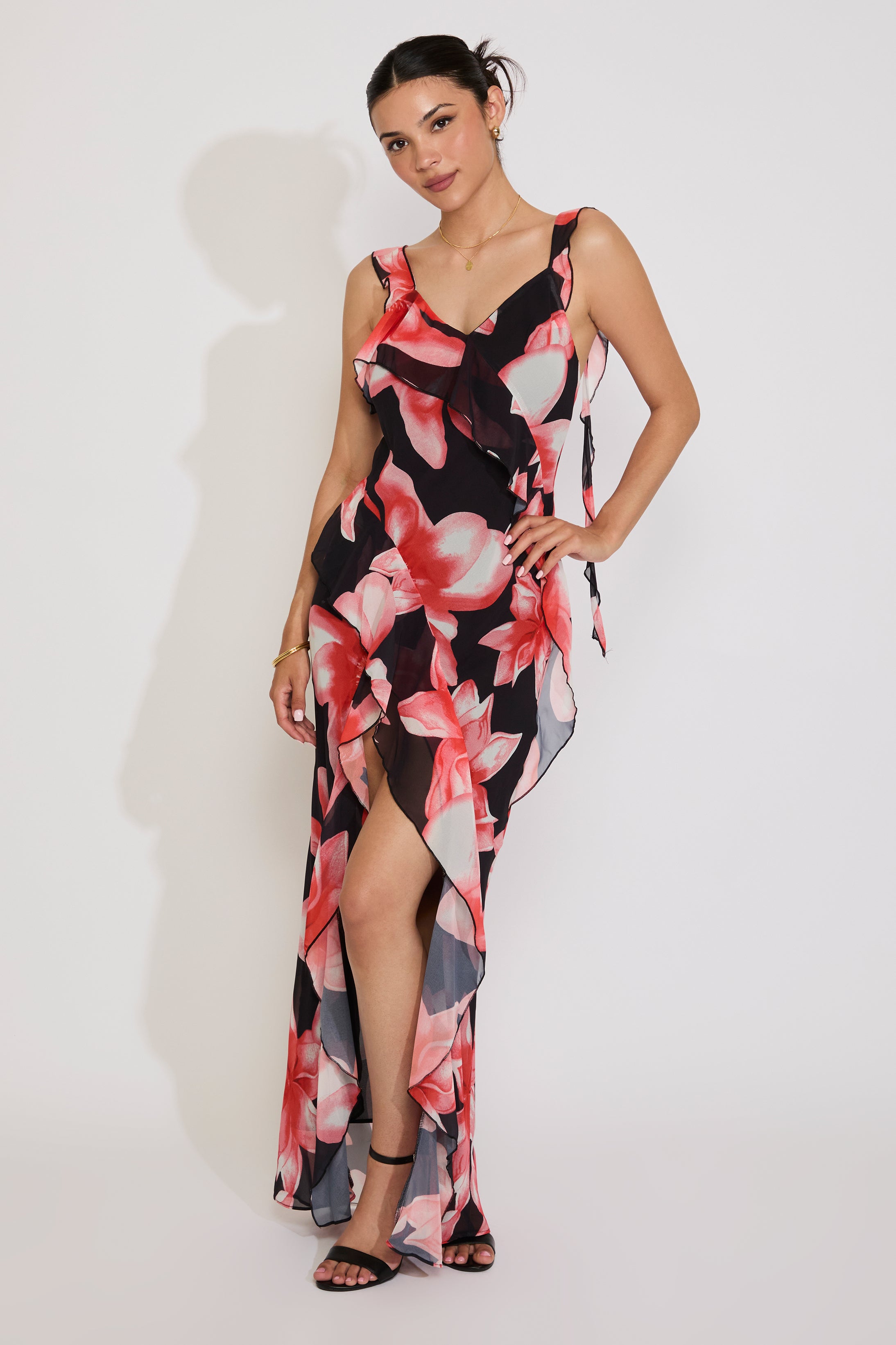 SLEEVELESS FLOWER PRINT RUFFLED EDGE FRONT SIDE SLIT MAXI DRESS   Tenshoppe-store
