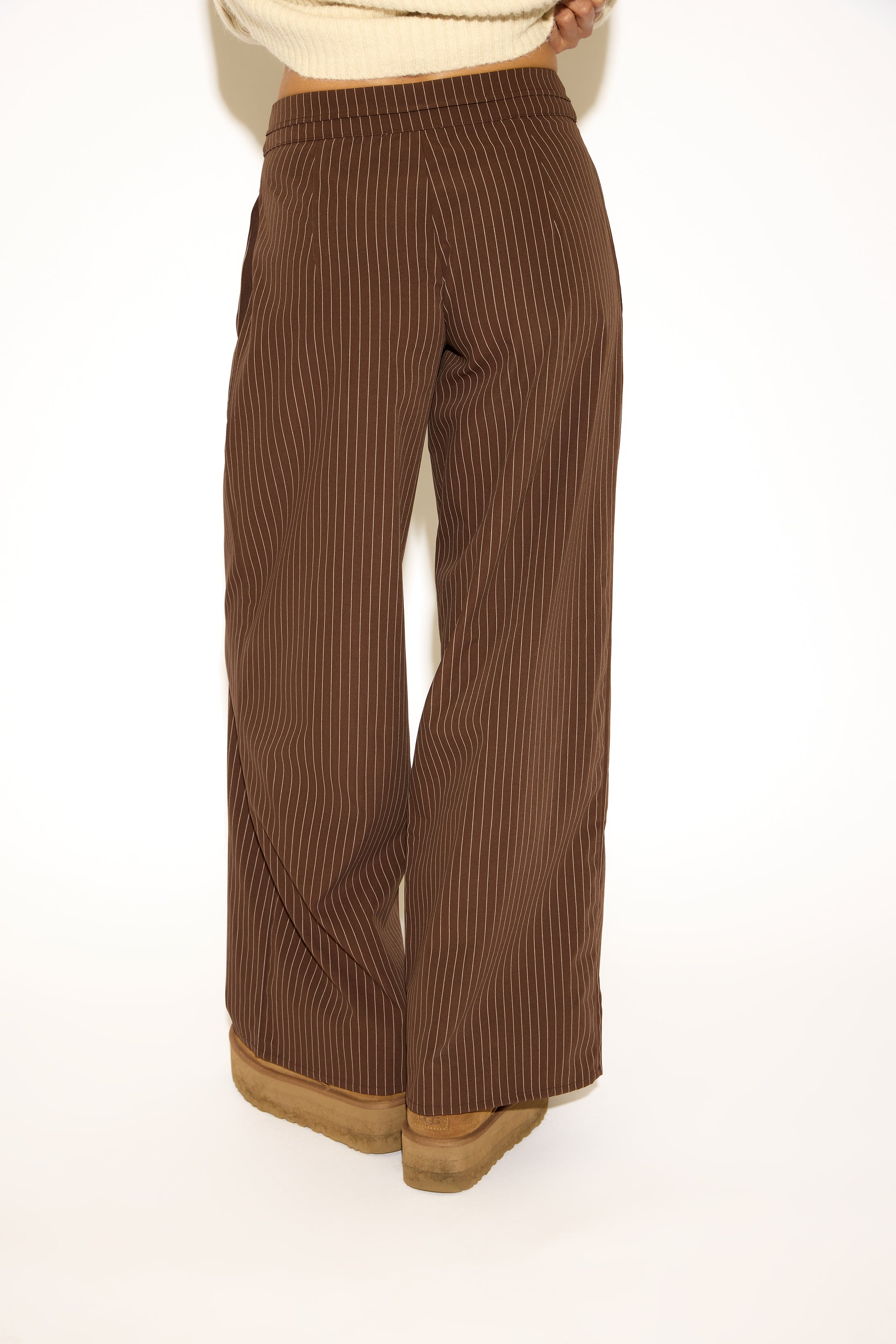 DOUBLE BUTTON STRIPED TROUSERS