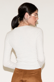 LONG SLEEVE SOLID COLOR CREW NECK SHIRT