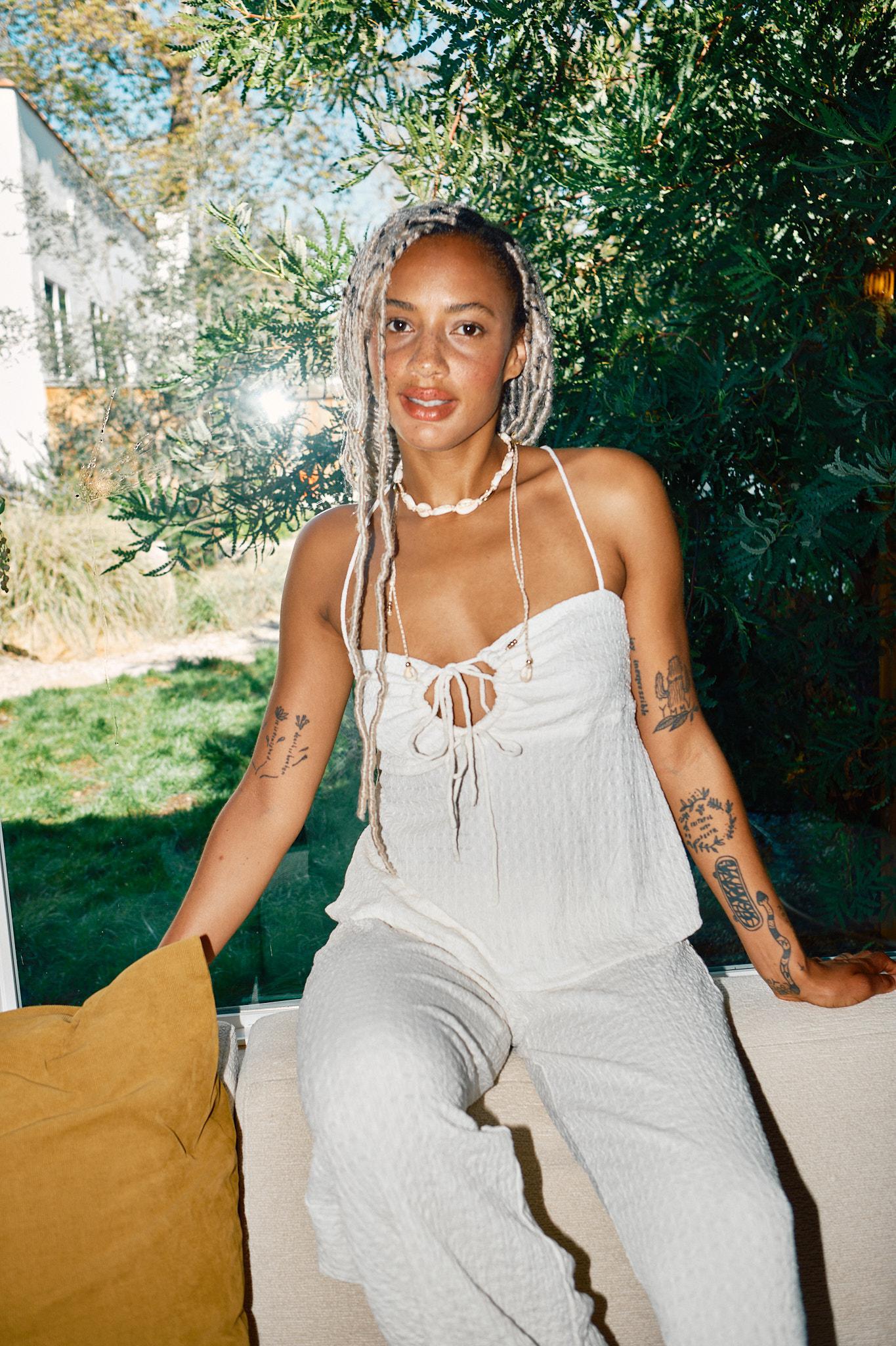 KEYHOLE OPEN BACK TOP & WIDE LEG PANT SET