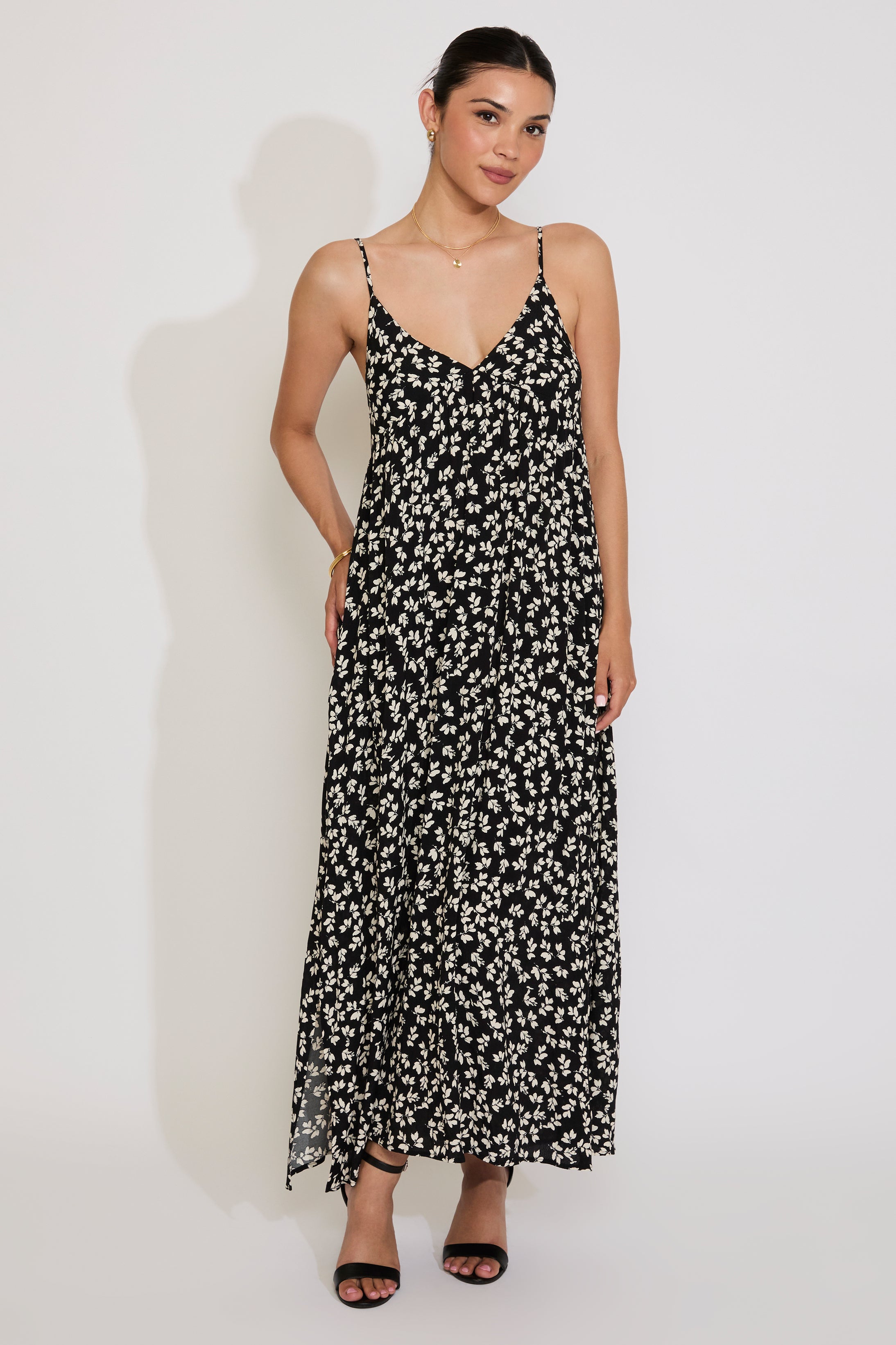 FLORAL ADJUSTABLE STRAP V-NECK MAXI DRESS
