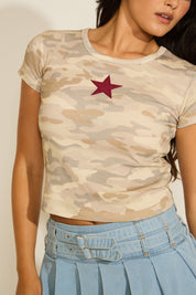 CAMO PRINT WITH STAR CREW NECK T-SHIRT