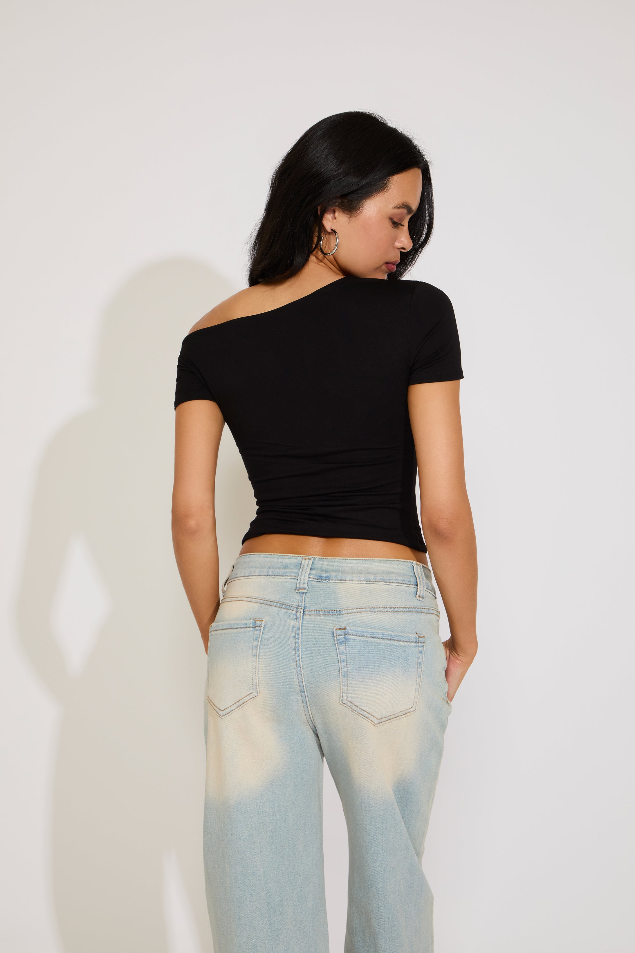 SHORT SLEEVE OFF SHOULDER CROP TOP