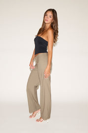 SEAMLESS SIMPLE CROPPED TUBE TOP