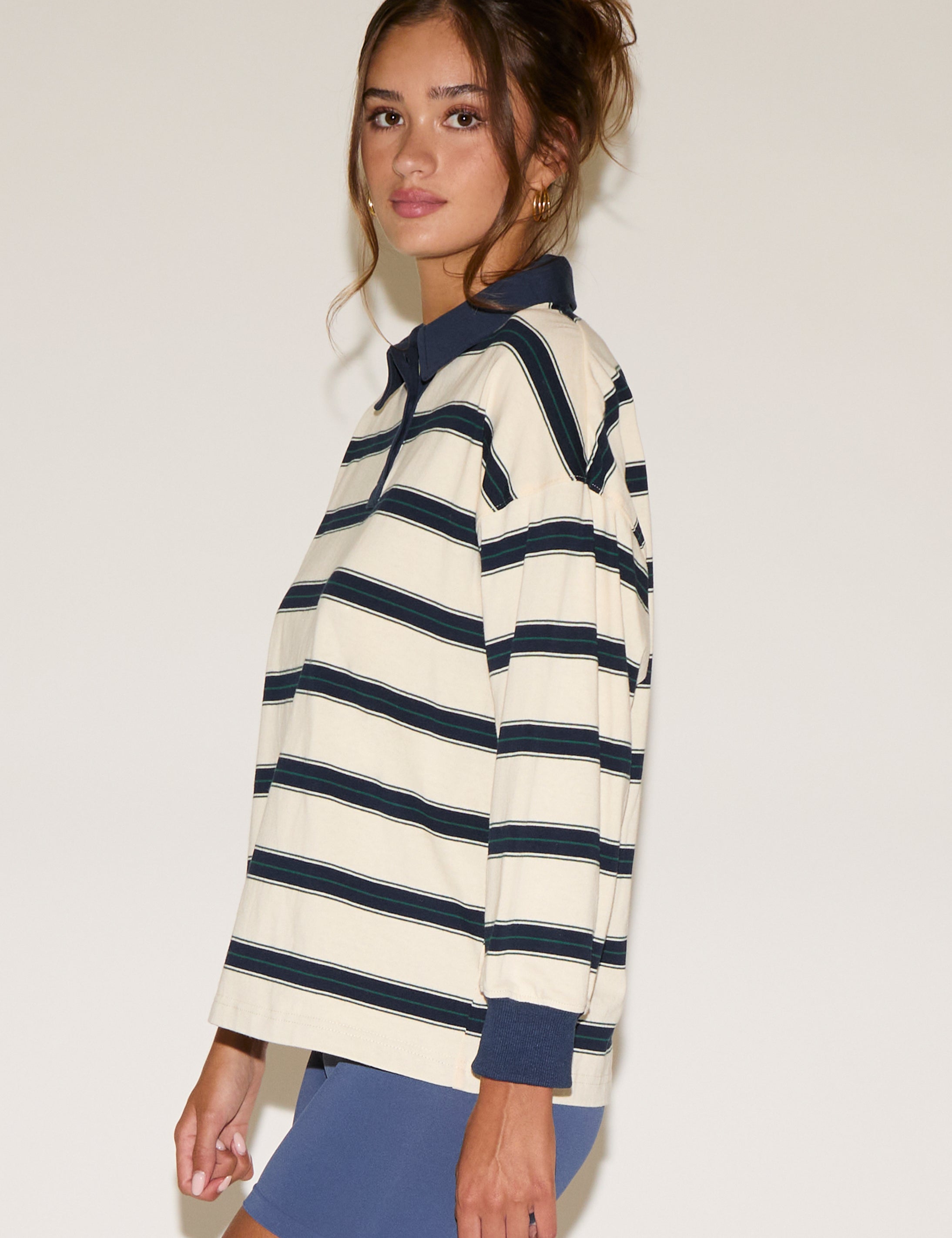 BLUE-WHITEIT5715_1276.jpg