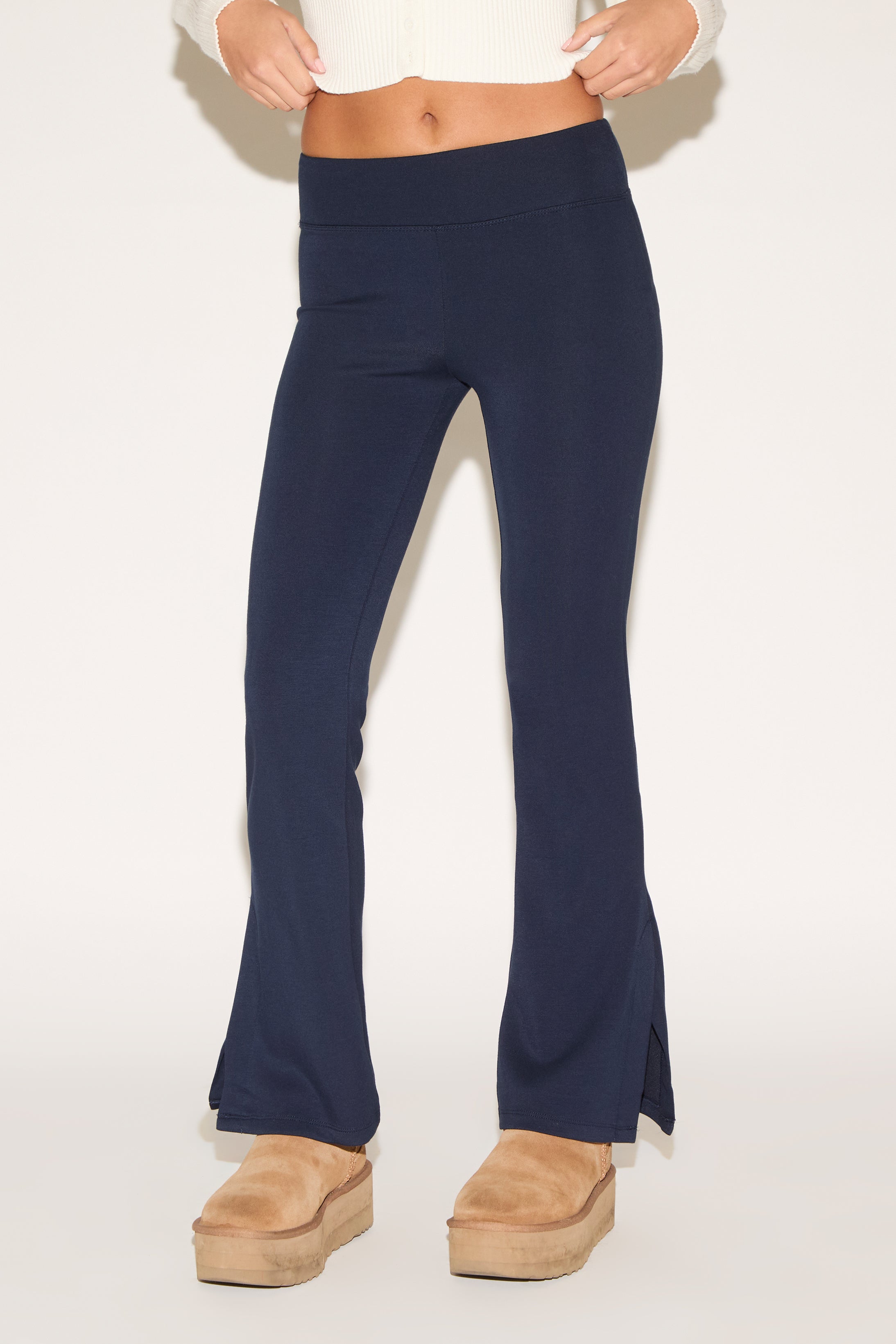 YOGA WAIST FLARE LEGGING WITH SLIT