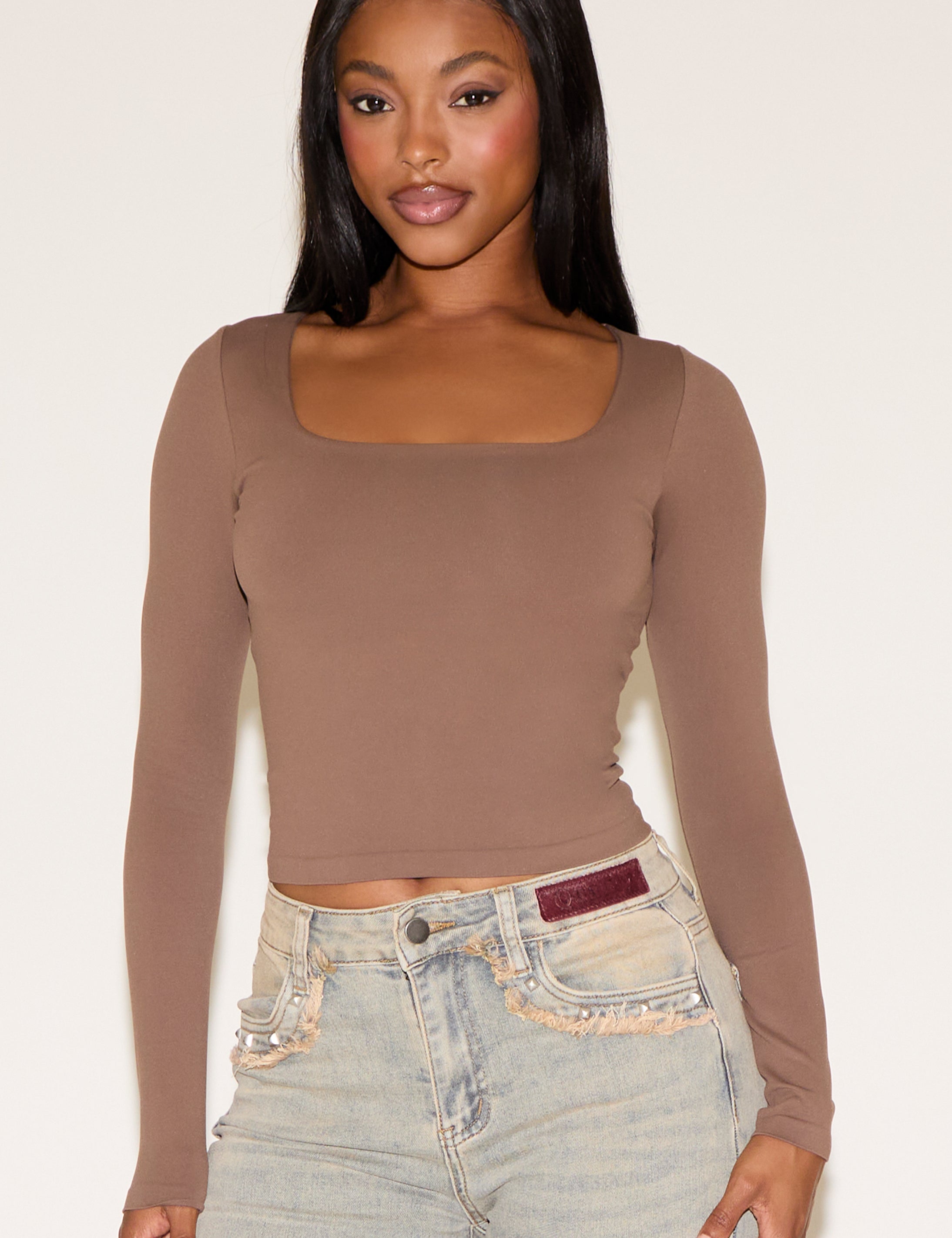SQUARE NECK SEAMLESS LONG SLEEVE BODYCON TOP