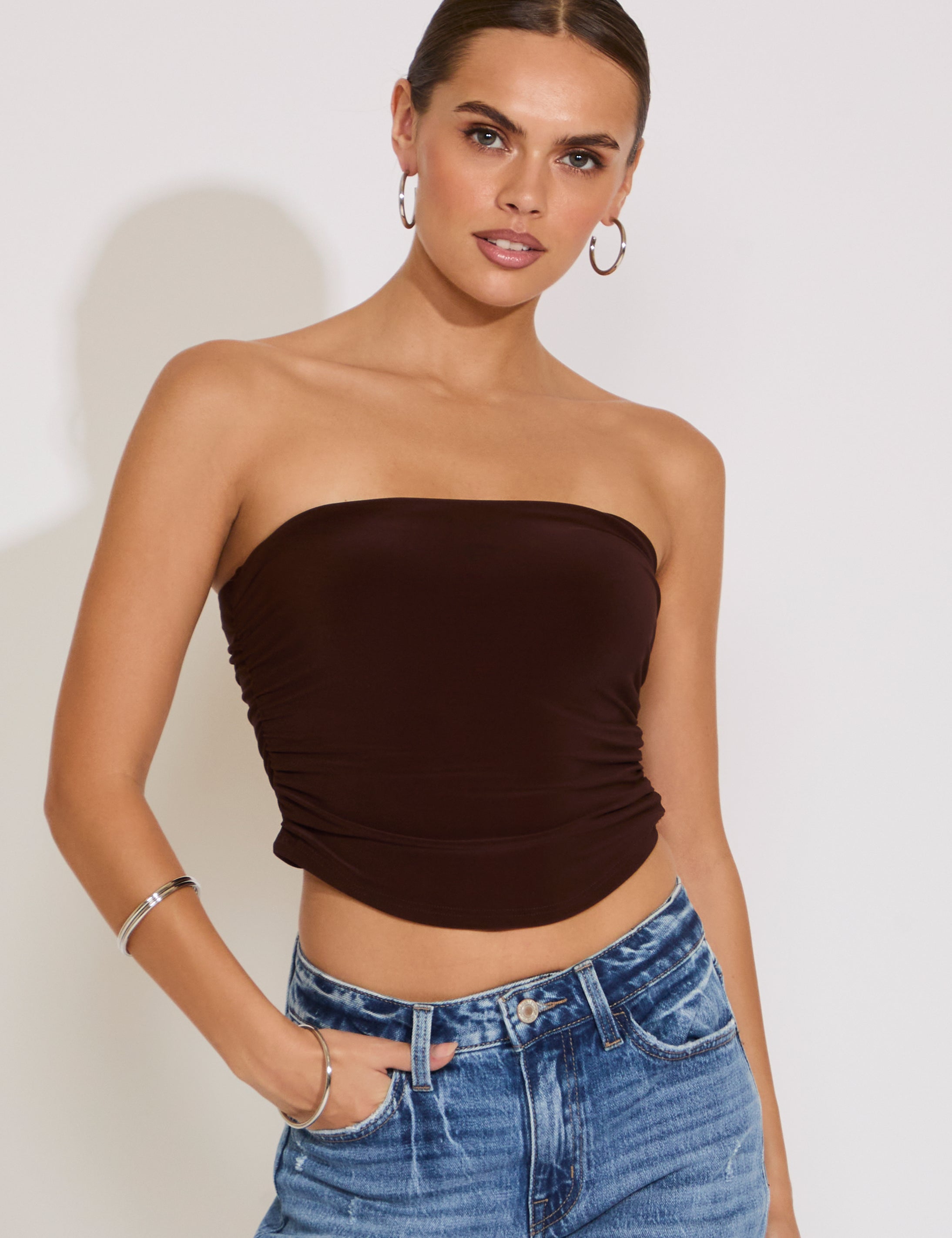 STRAPLESS RUCHED CROPPED TUBE TOP