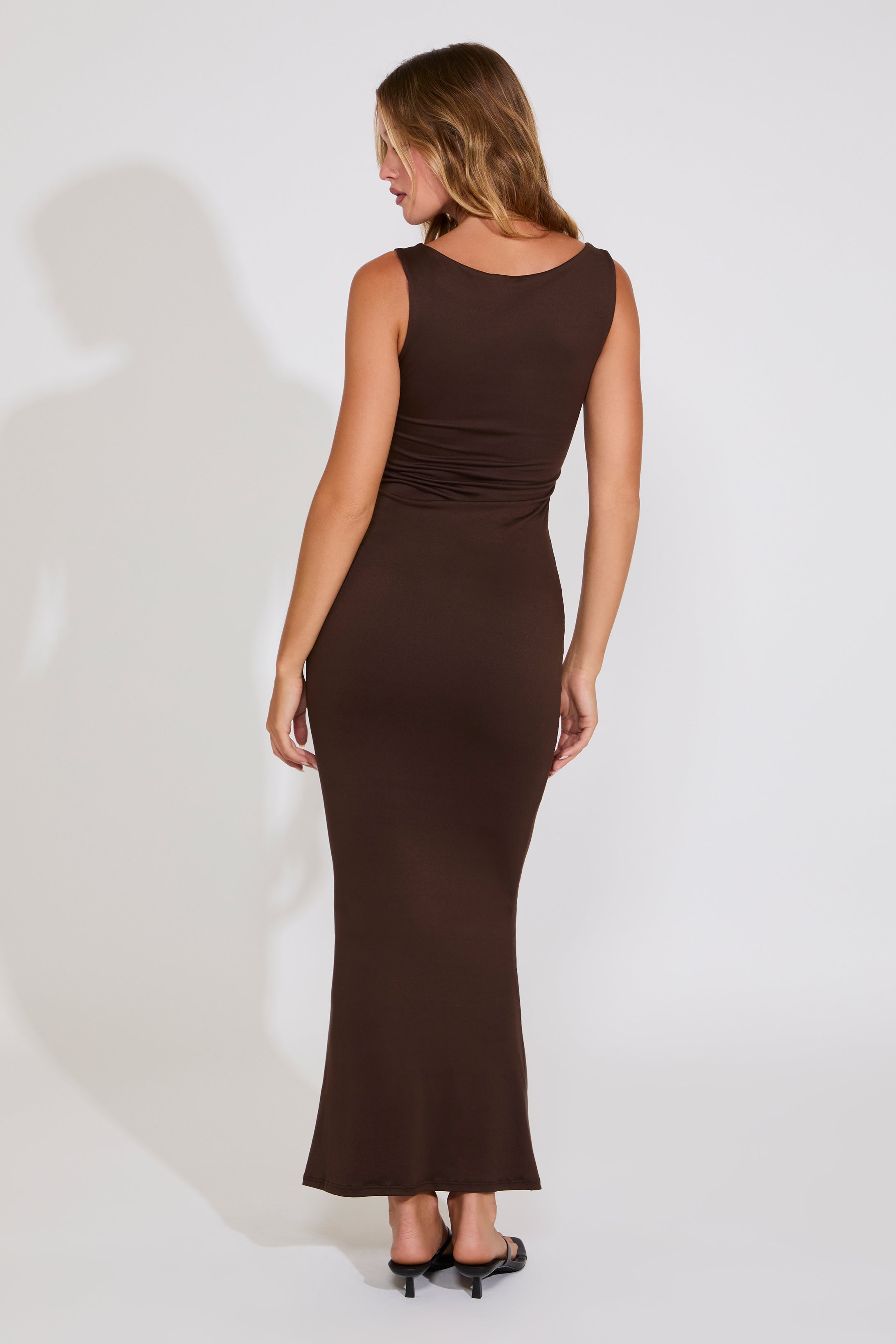 SQUARE NECK SLIGHT COWL SLEEVELESS MAXI DRESS