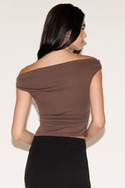 OFF SHOULDER CAP SLEEVE RUCHED KNIT TOP