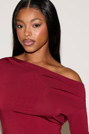 ASYMMETRIC OFF SHOULDER BODYCON LONG SLEEVE TOP