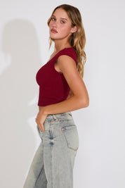 SCOOP NECK SLEEVELESS KNIT CROP TOP