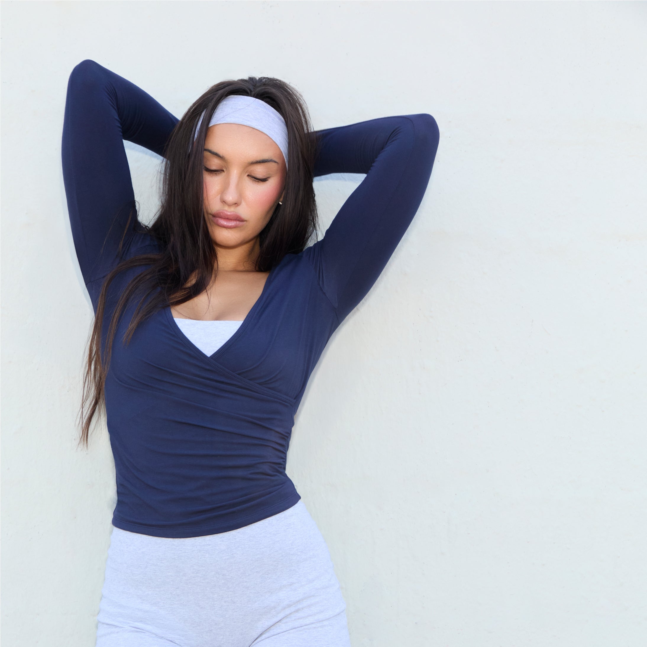 WRAP LOOK FRONT LONG SLEEVE TOP