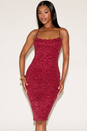 LACE OVERLAY VELVET LINING SLEEVELESS MIDI DRESS