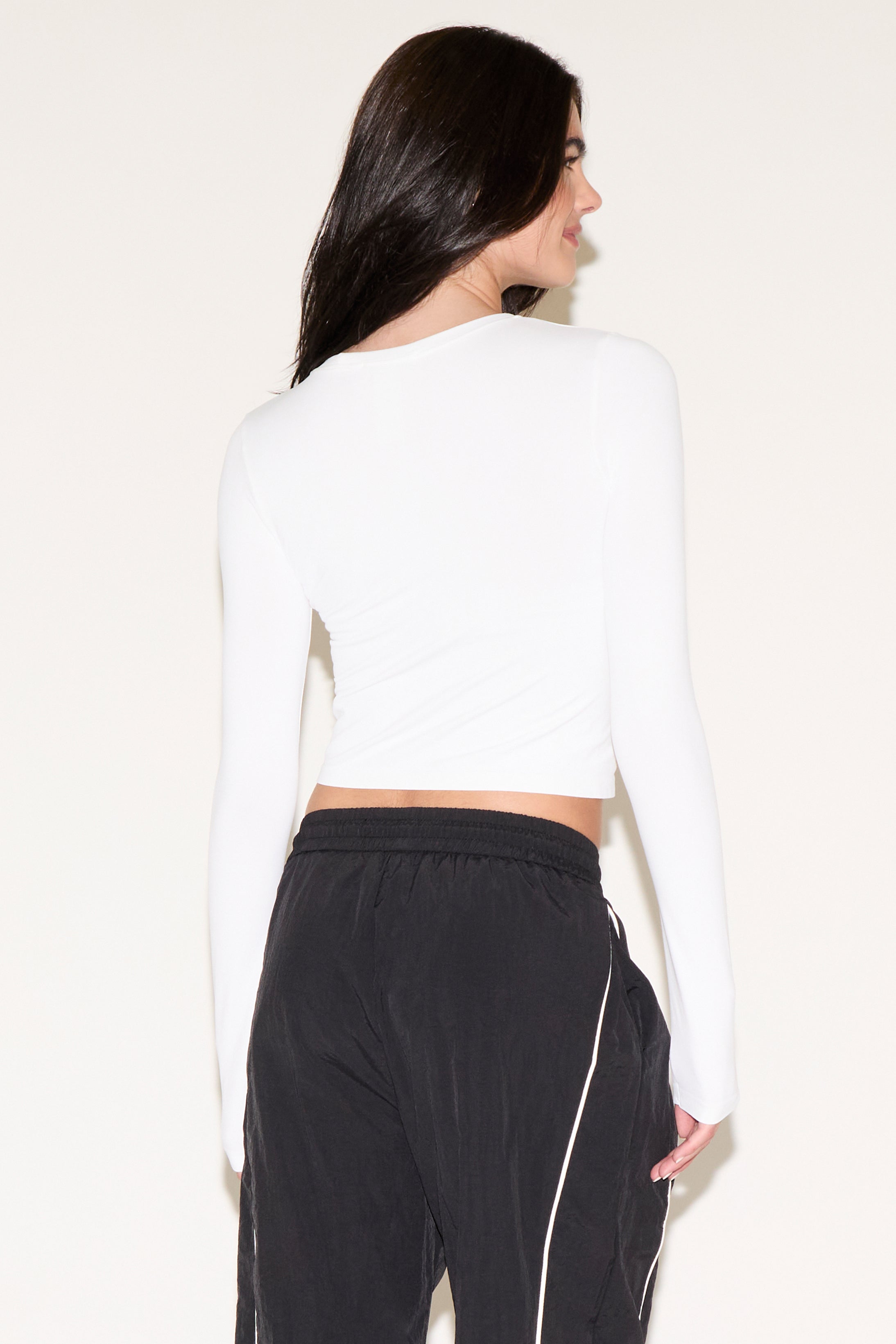 ROUND NECK LONG SLEEVE SIMPLE SHIRT