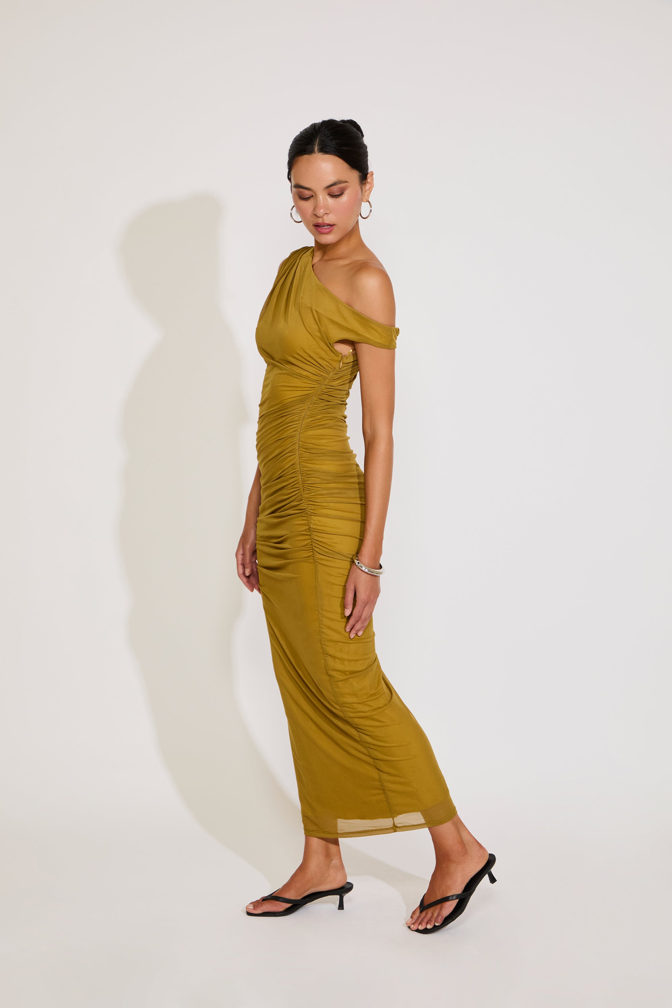 ASYMMETRICAL NECKLINE RUCHED MAXI DRESS