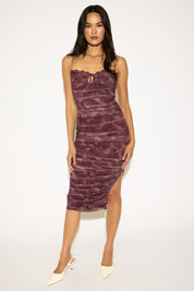 SLEEVELESS RUCHED PRINT MESH MIDI DRESS WITH SLIT