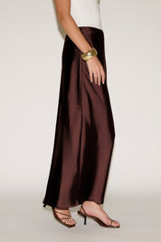 ELASTIC WAIST SATIN MAXI SKIRT
