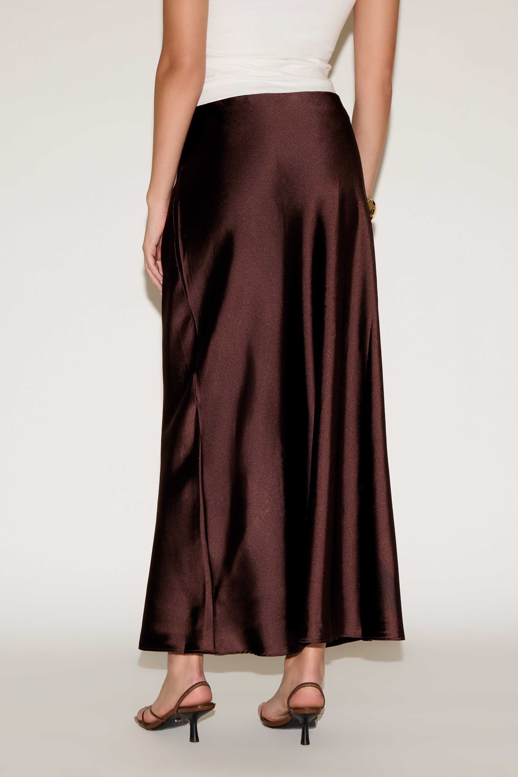 ELASTIC WAIST SATIN MAXI SKIRT
