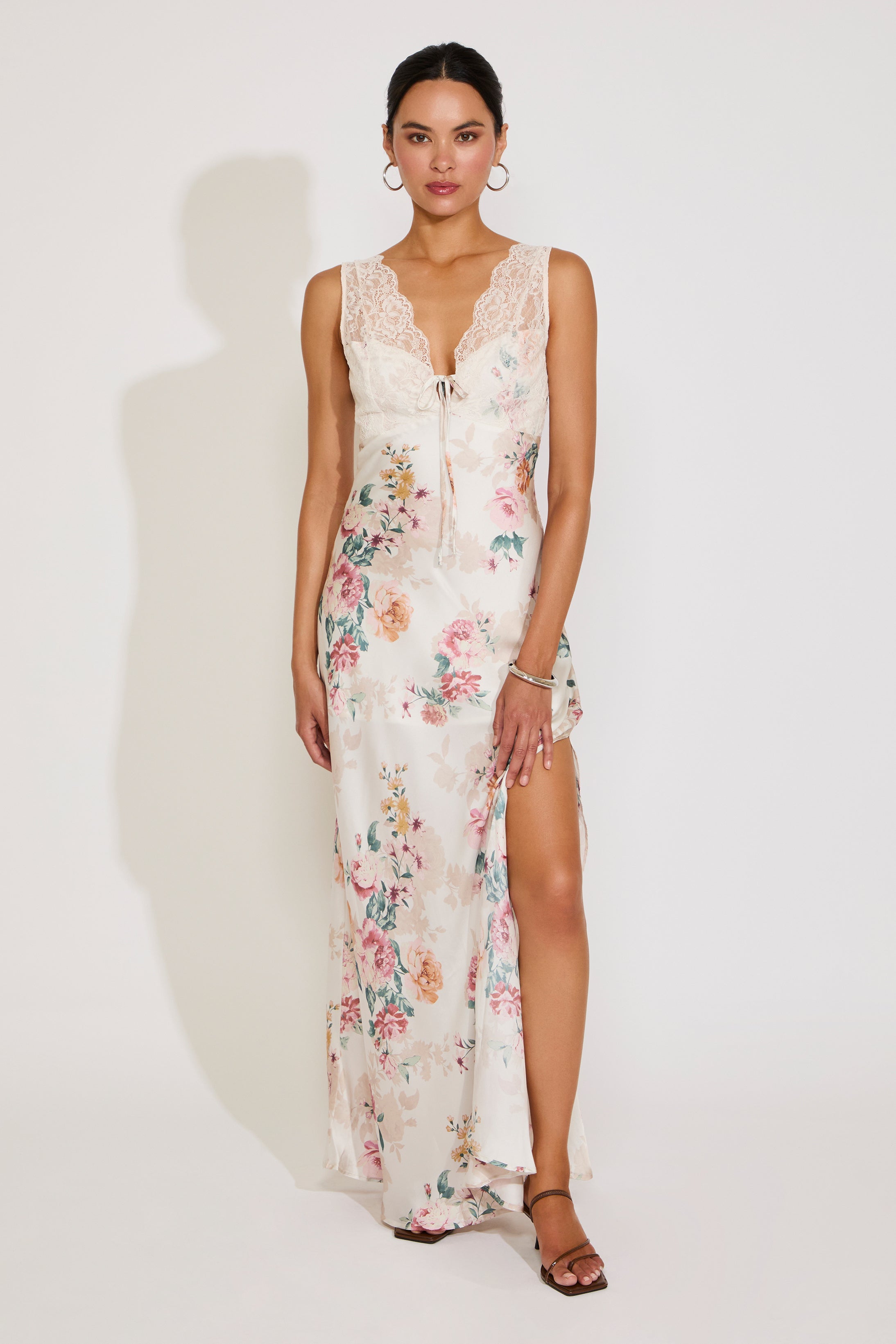 LACE STRAP FLORAL PRINT MAXI DRESS WITH SLIT