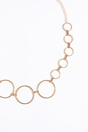 VARIGATED SIZED RING LINK CHAIN BELT