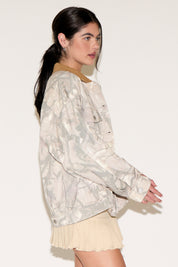 WOODLAND CAMO OVERSIZED TRUCKER JACKET