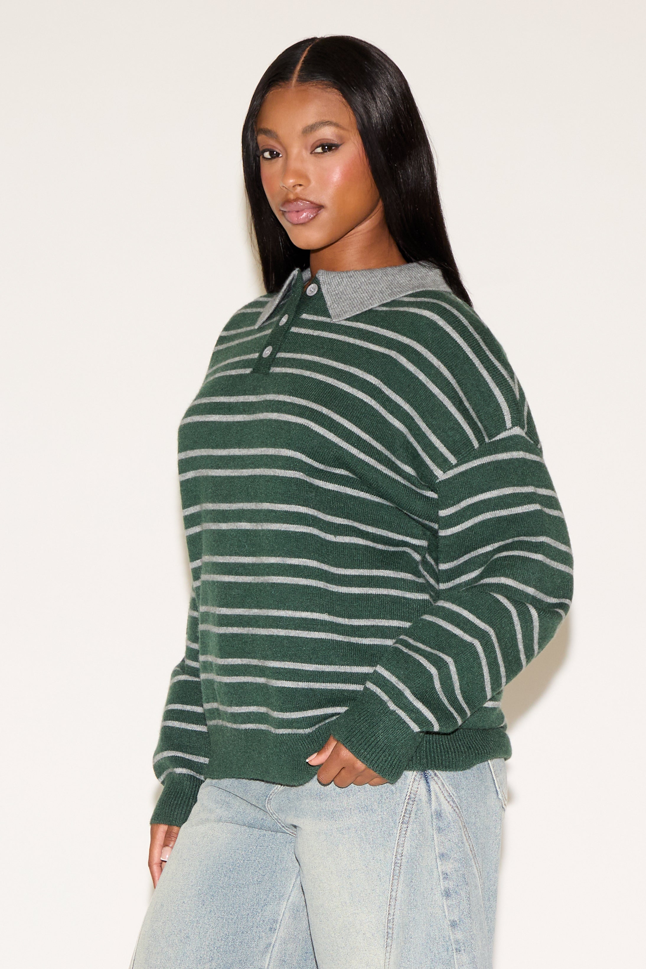 STRIPED CONTRAST COLLAR PULLOVER SWEATER