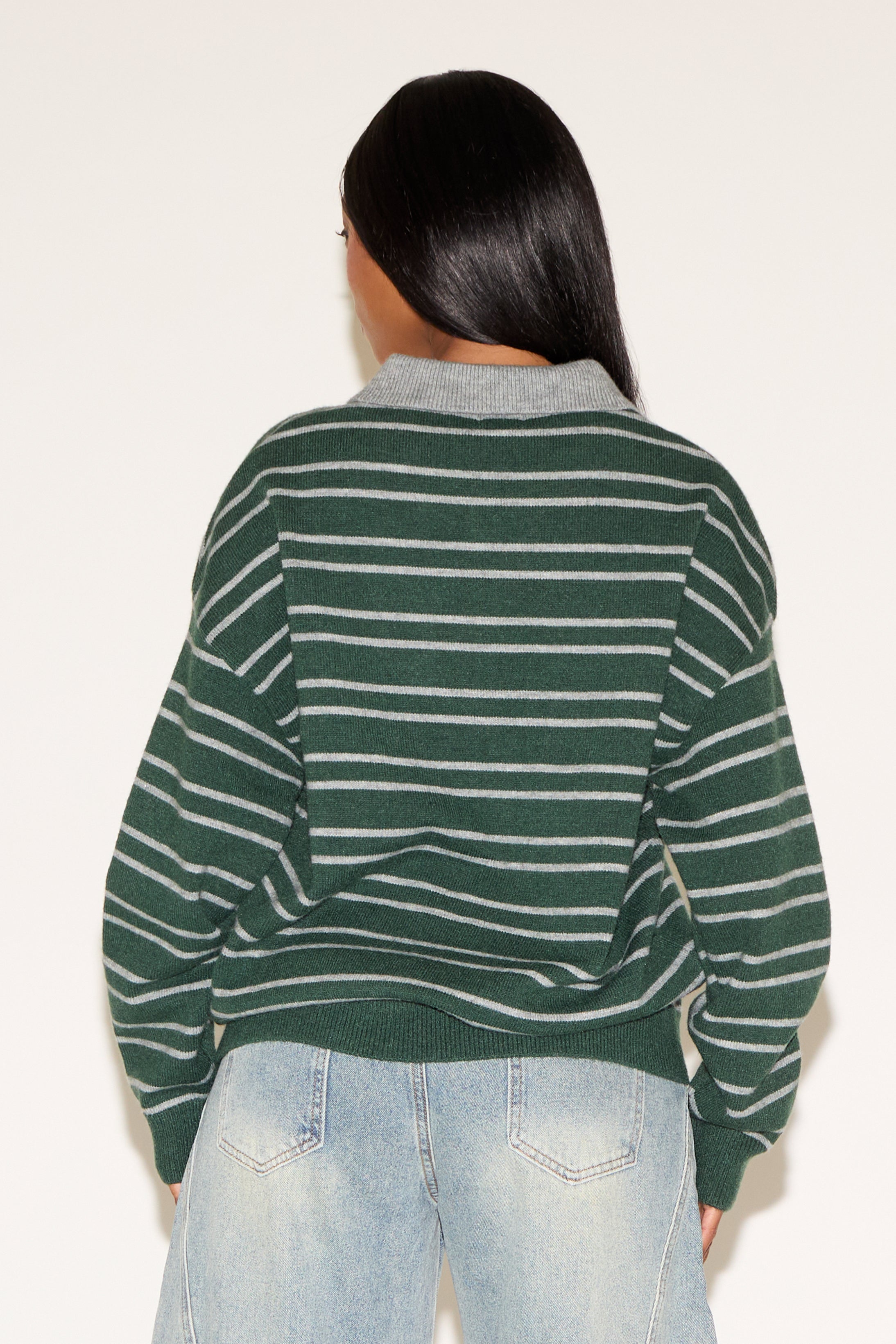 STRIPED CONTRAST COLLAR PULLOVER SWEATER