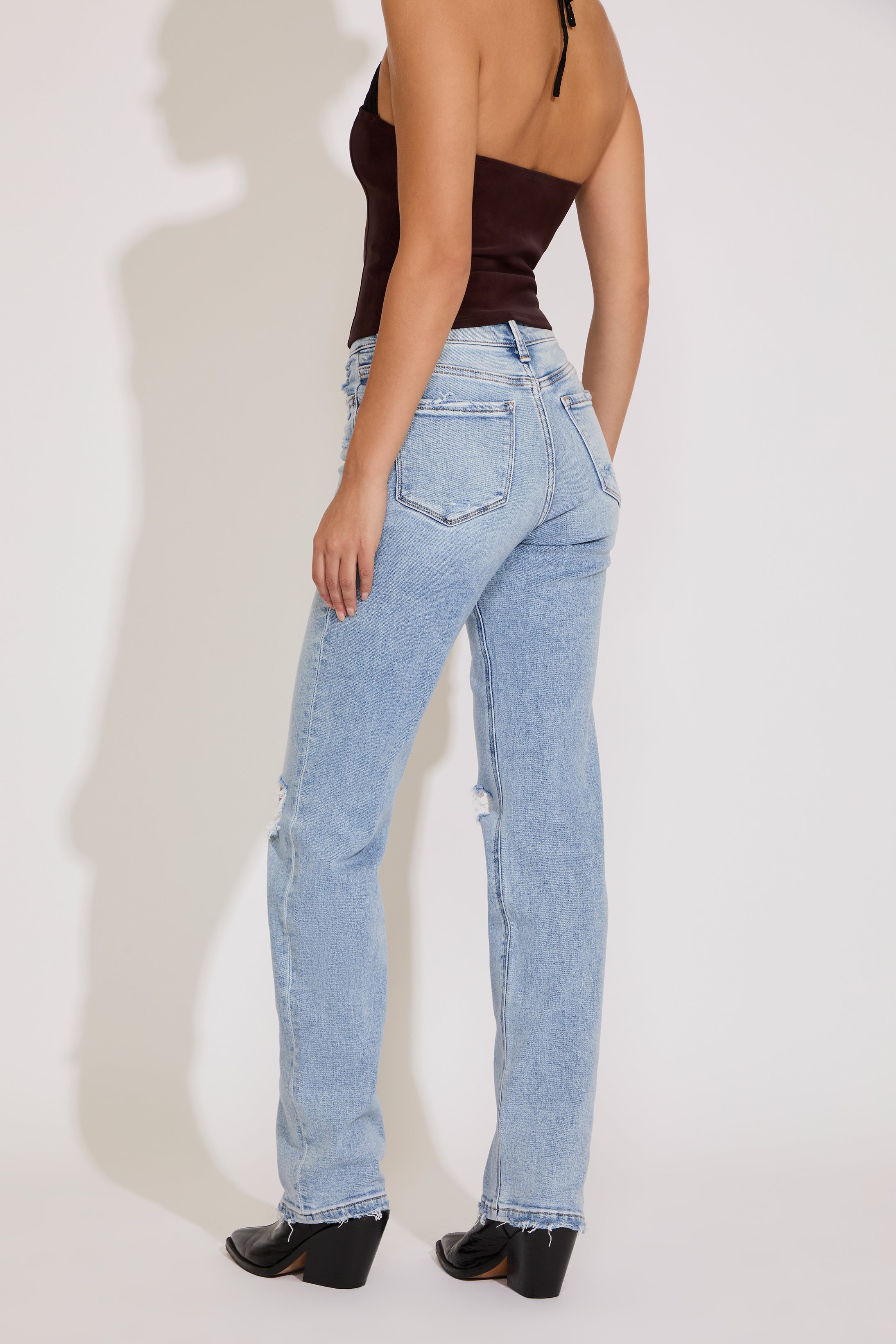 HIGH RISE DISTRESSED STRAIGHT LEG DENIM PANT