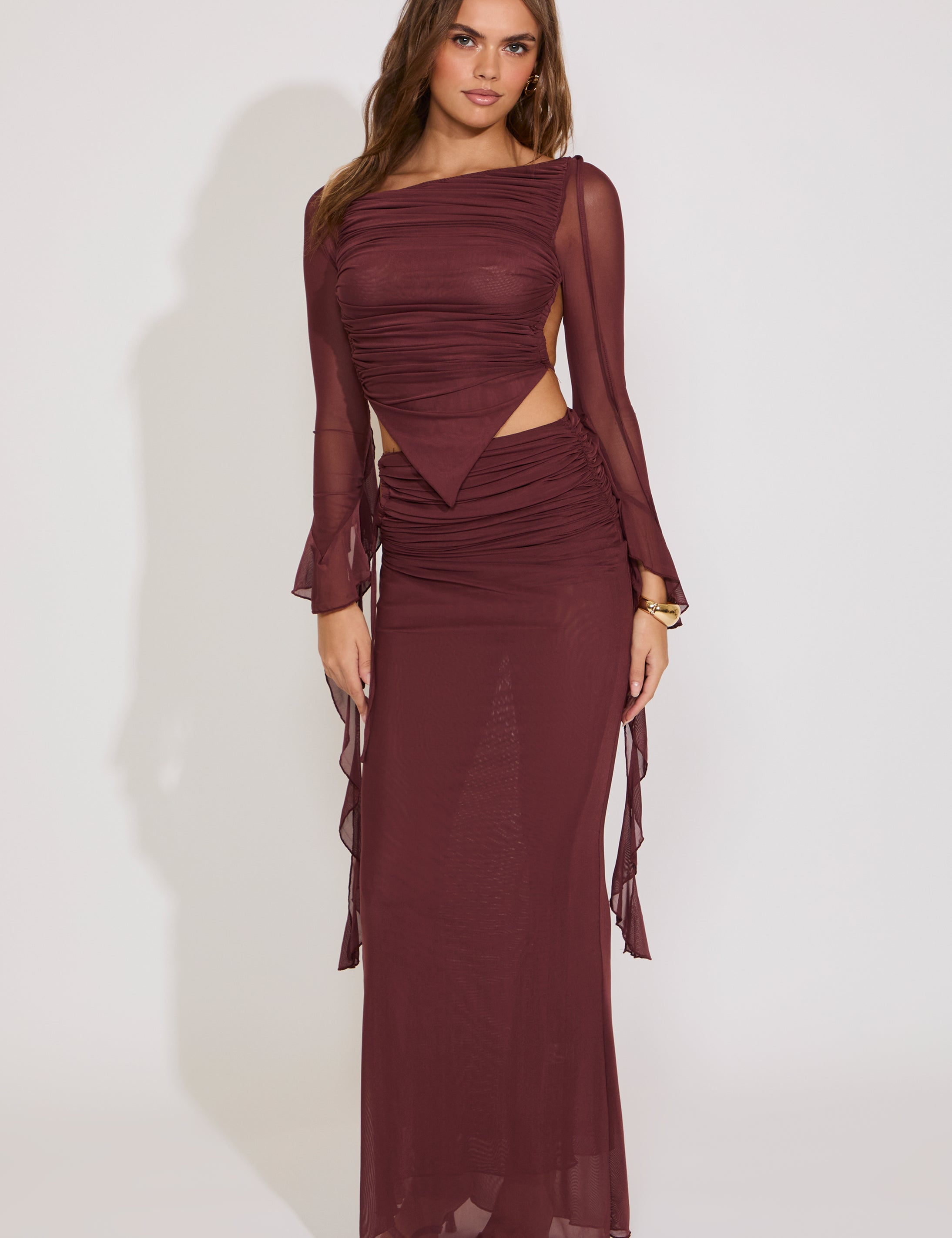 MAROONMT5378950_93.jpg