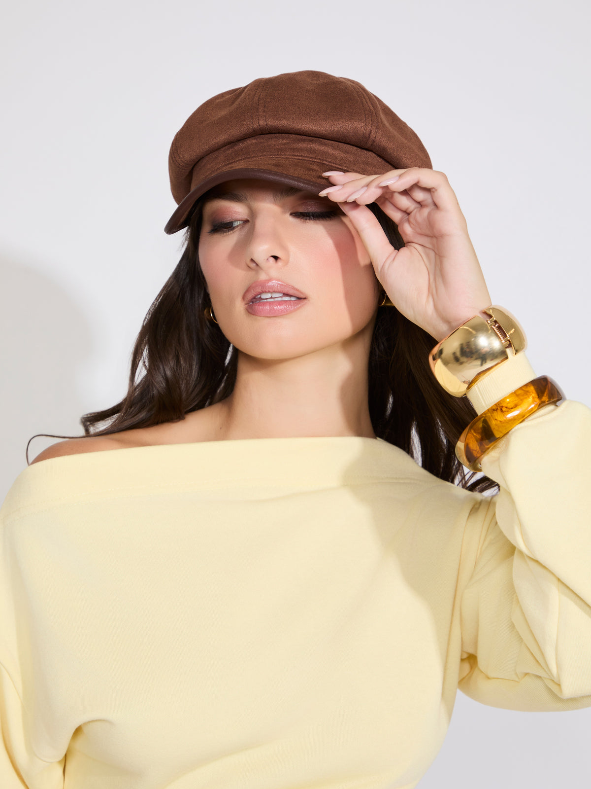 VEGAN LEATHER TRIM NEWSBOY CABBIE HAT