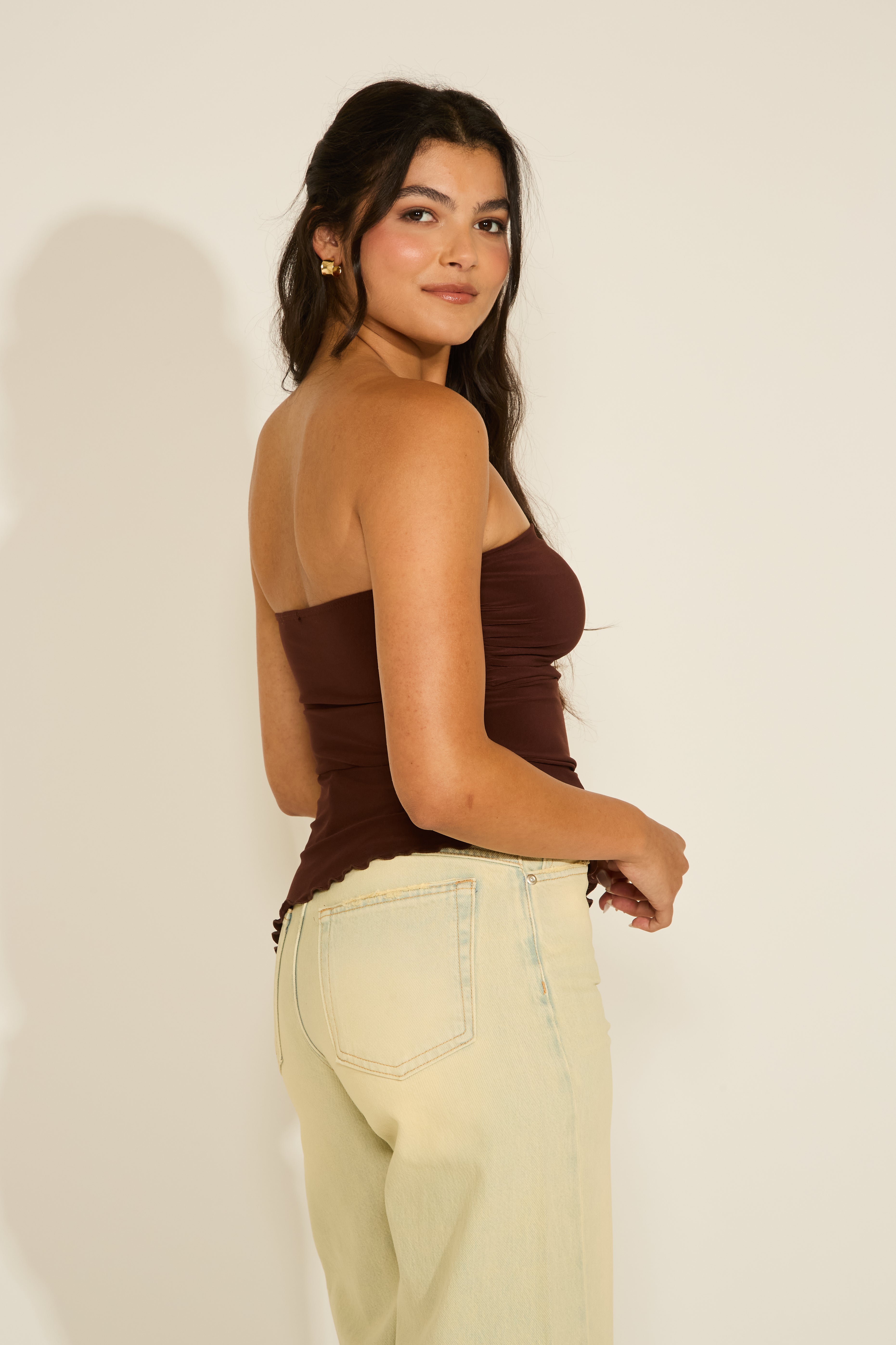 ASYMMETRIC TUBE TOP WITH LETTUCE TRIM