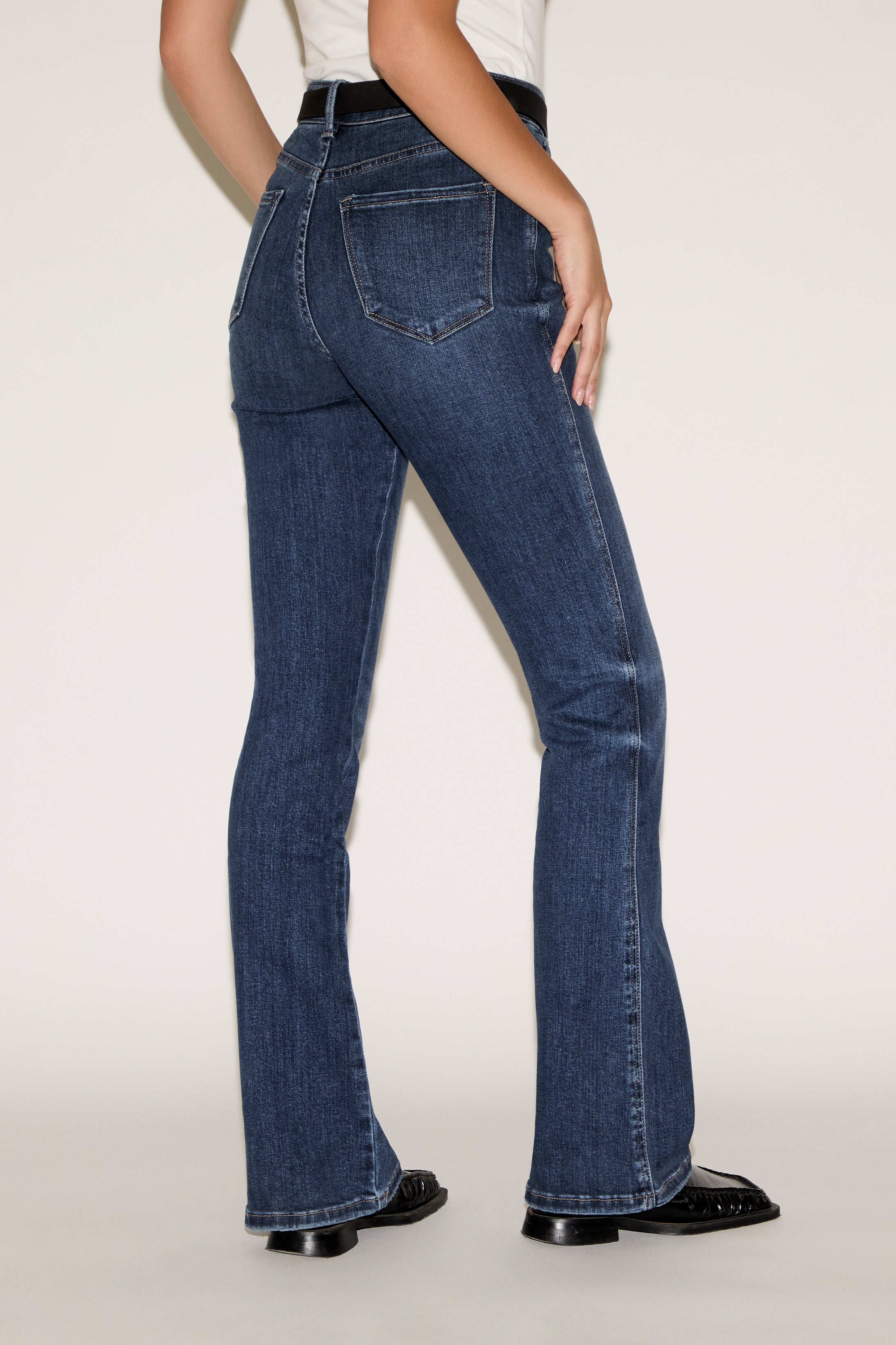 TUMMY CONTROL HIGH RISE FLARE JEANS