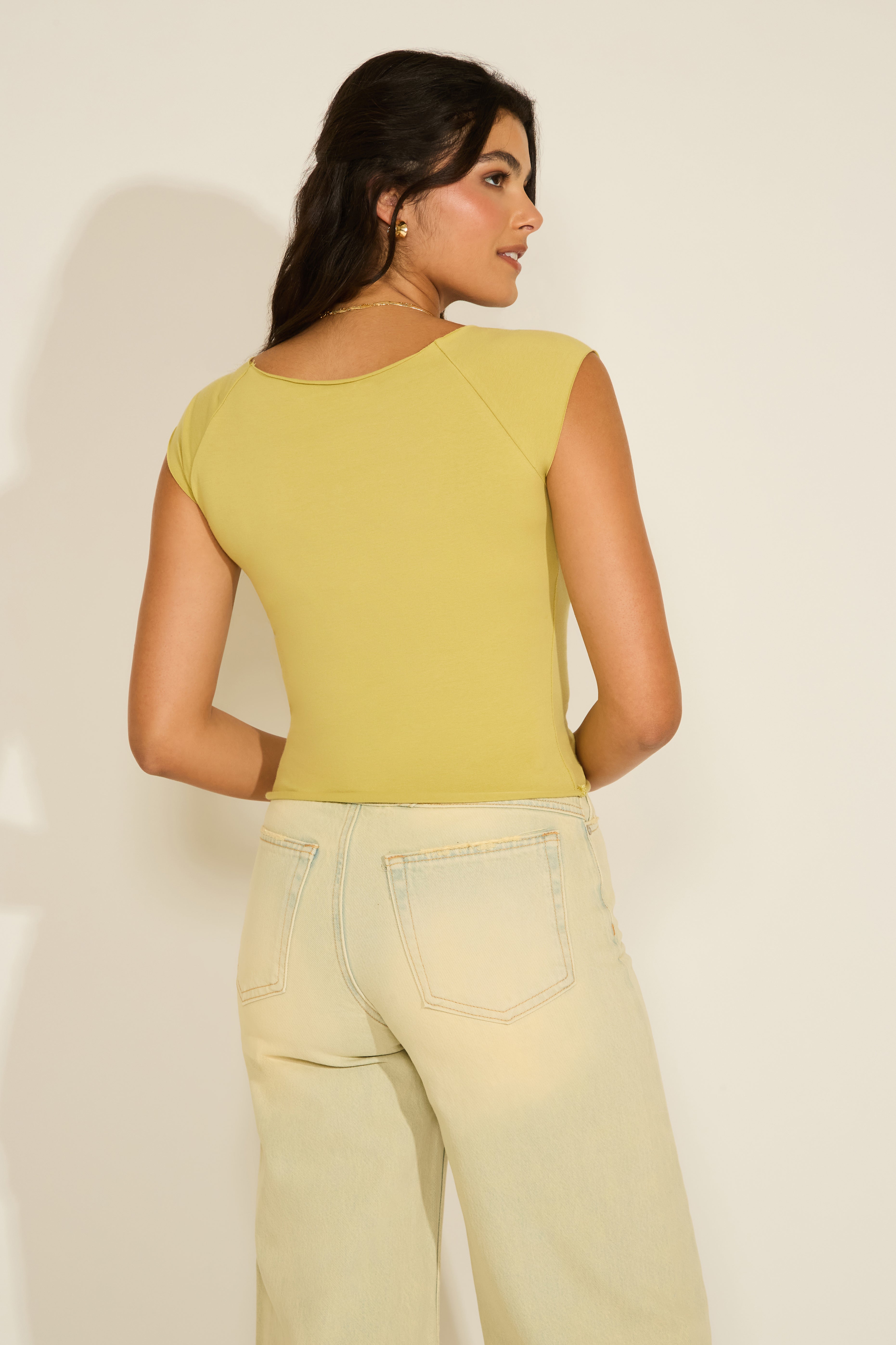 BOATNECK CAP SLEEVE SMOOTH SHIRT