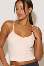 SCRUNCHED V NECK SEAMLESS CAMI TOP