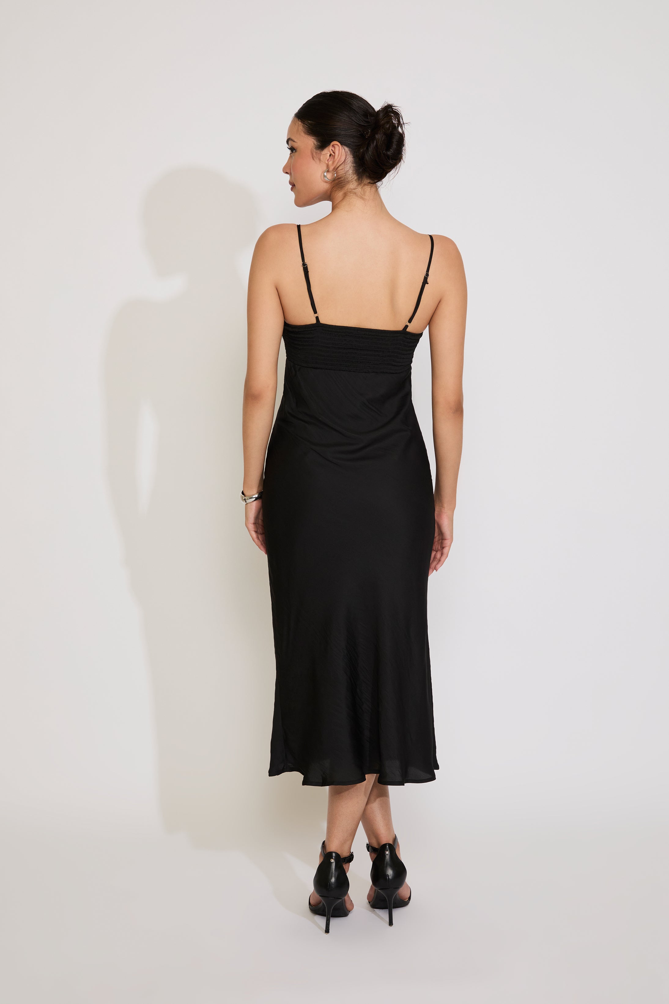 SLEEVELESS LACE BRA TOP SLIM FIT MIDI DRESS