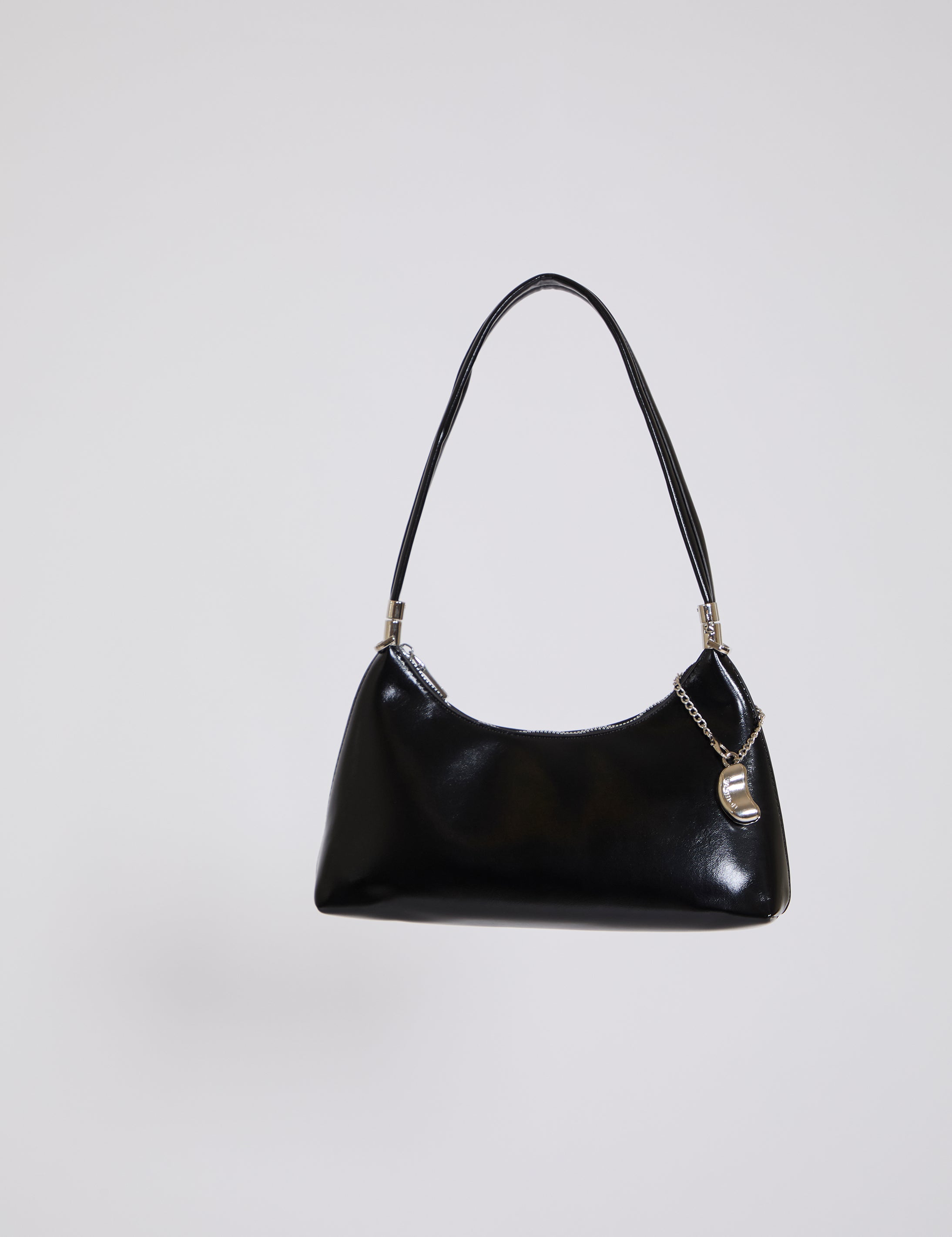 VEGAN LEATHER HOBO STYLE SHOULDER BAG
