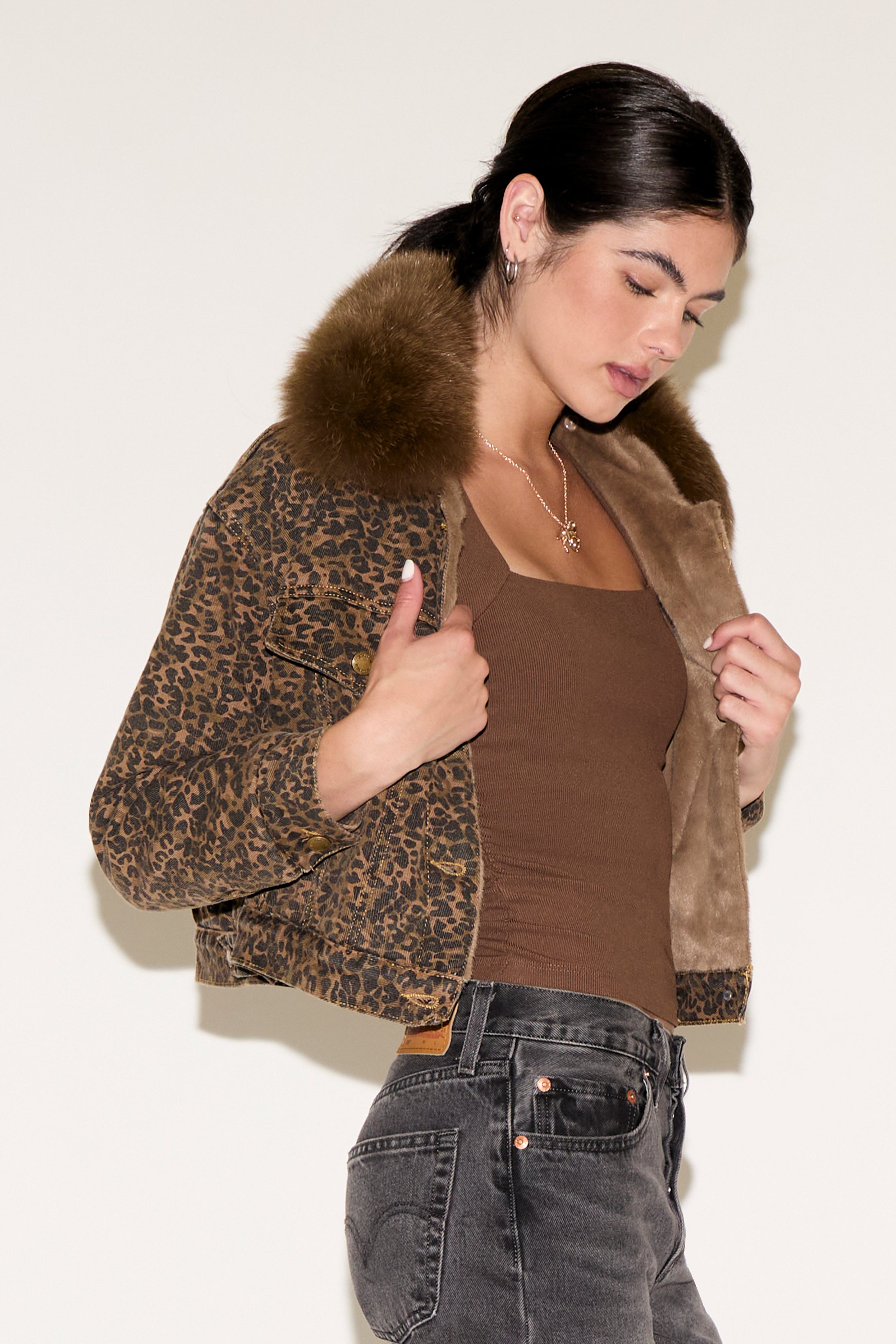 LEOPARD PRINT DENIM JACKET W FUR COLLAR & LINING