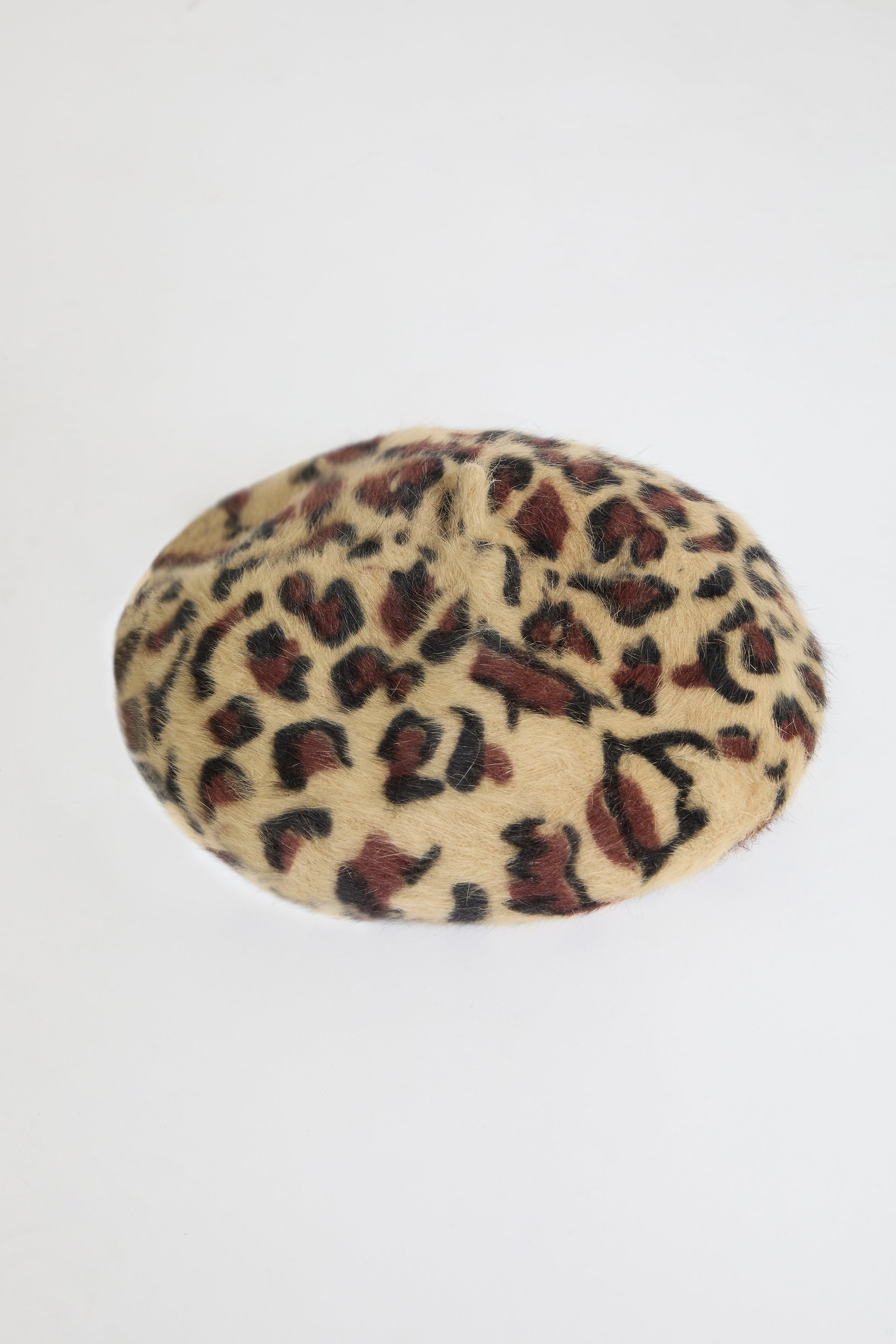 FUZZY LEOPARD PRINT BERET
