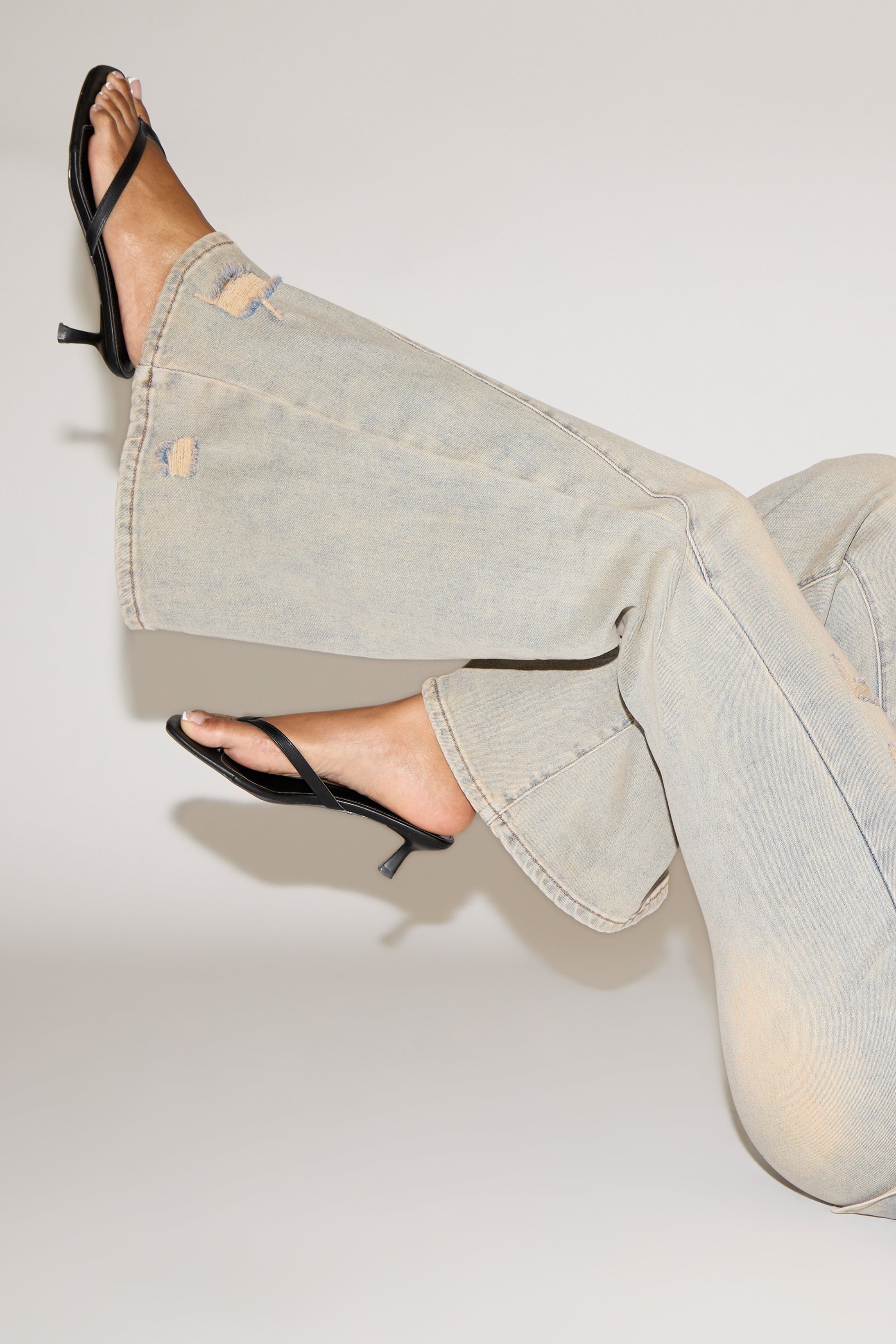 DISTRESSED EXTRA SEAM DETAIL FLARE LEG DENIM PANT