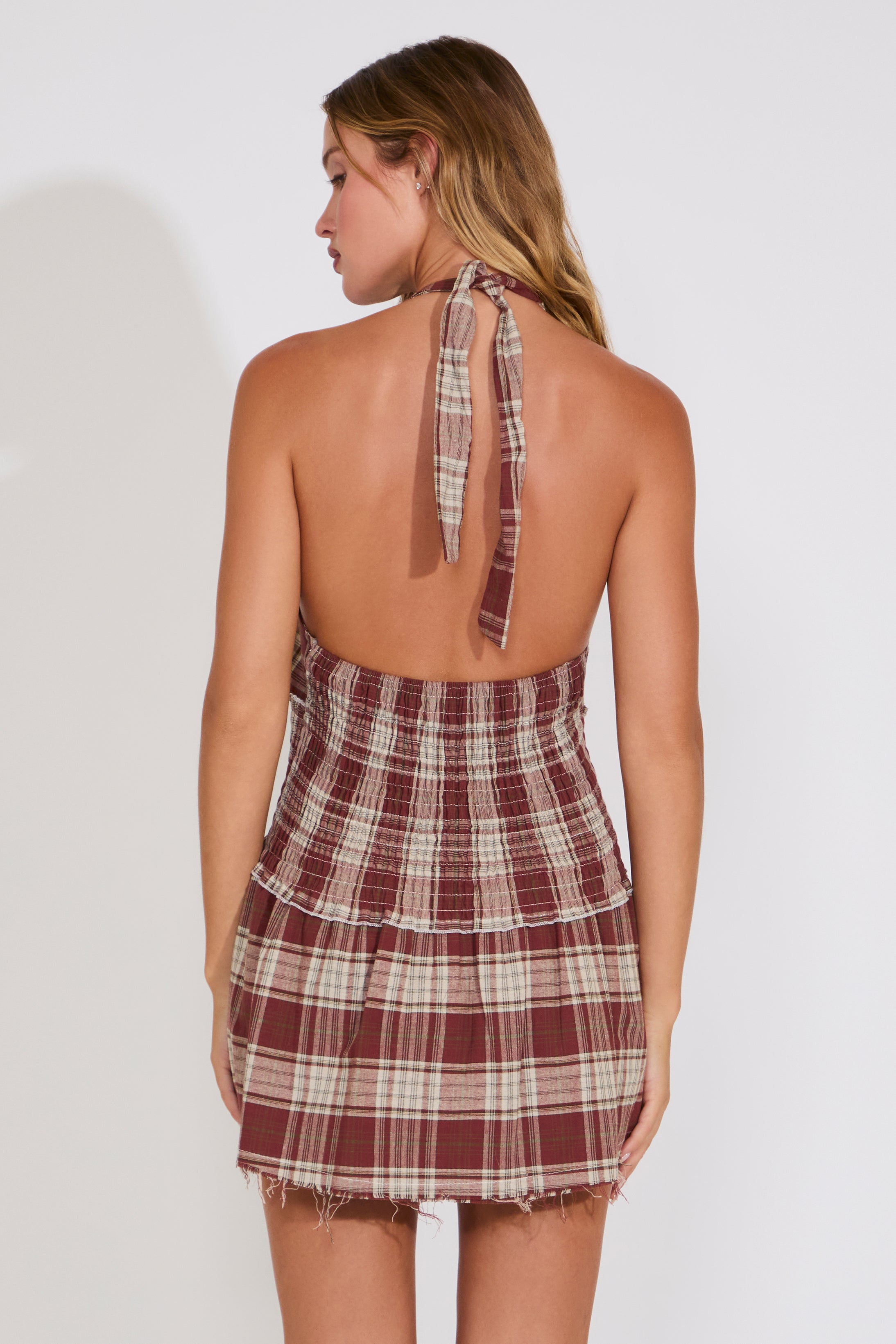 HALTER V NECK PLAID PRINT PEPLUM TOP SPTO25022703 (4)