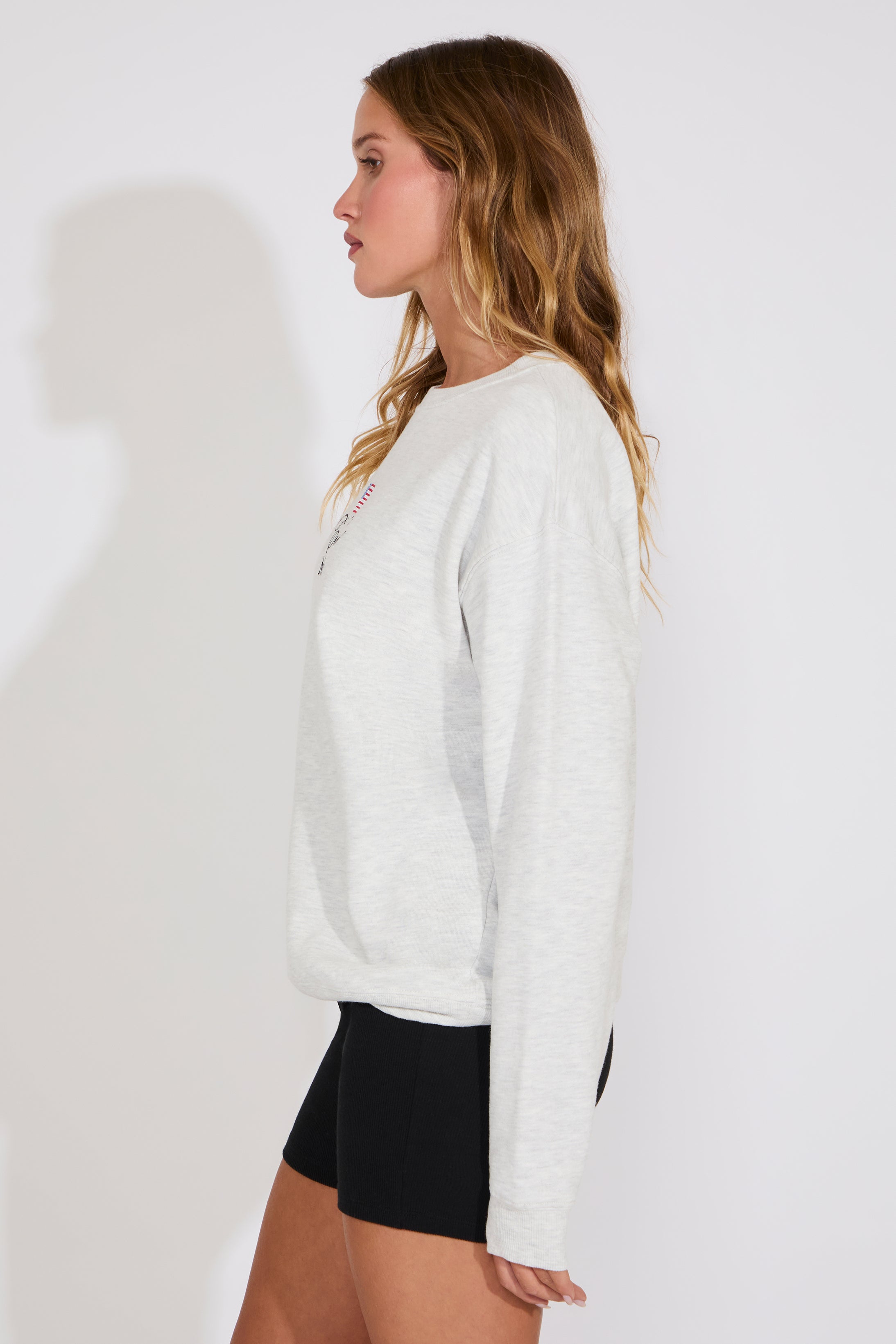 CAPE COD EMBROIDERED CREW NECK SWEATSHIRT