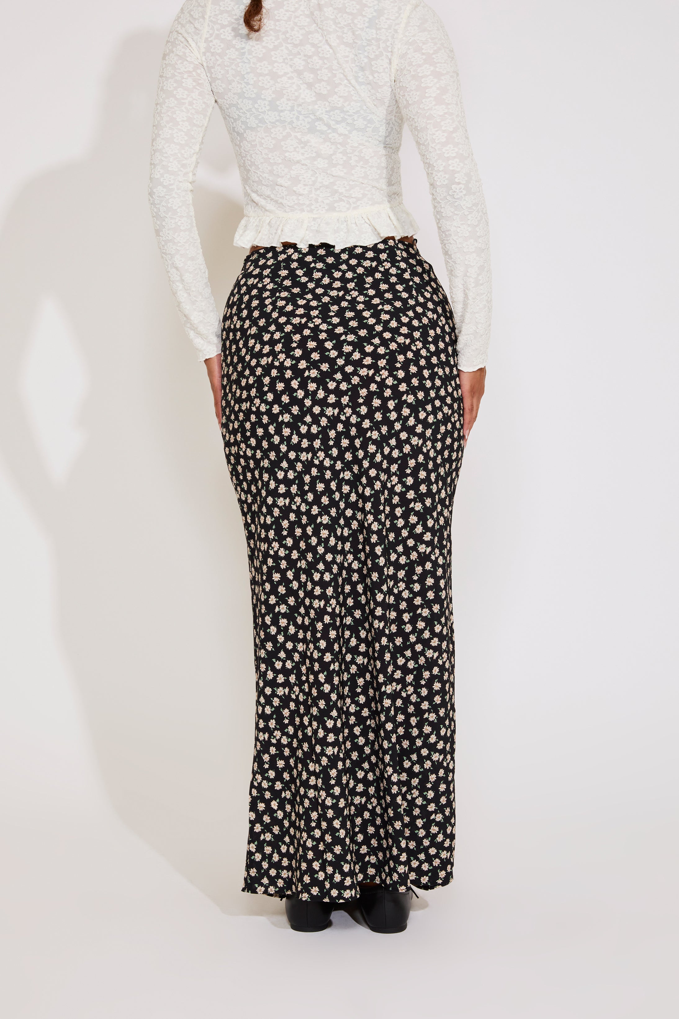 DITSY FLORAL PRINT LACE TRIM MAXI SKIRT