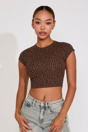 LEOPARD PRINT SHORT SLEEVE CROPPED TOP