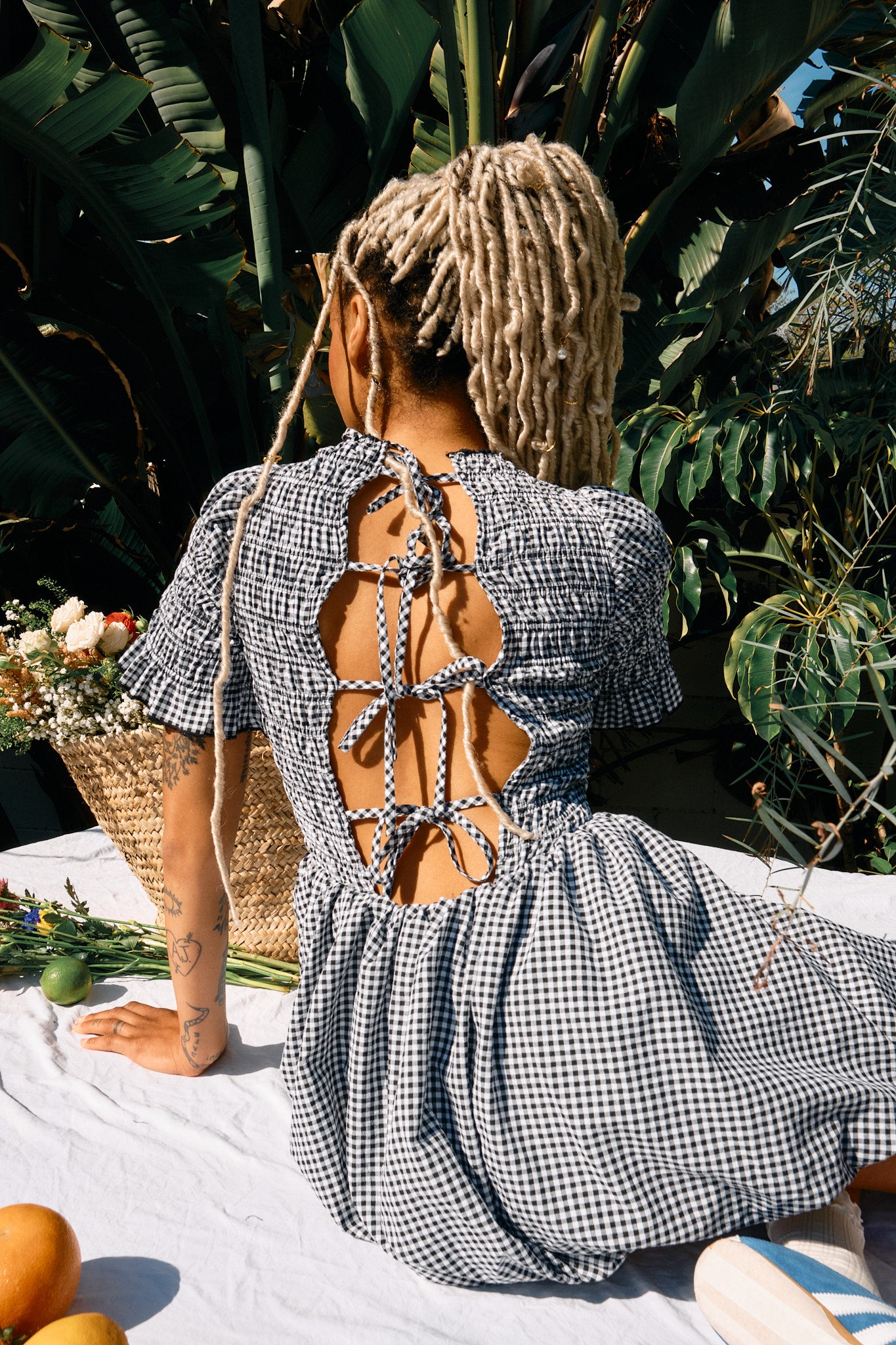 GINGHAM PRINT BALLOON HEM MINI DRESS
