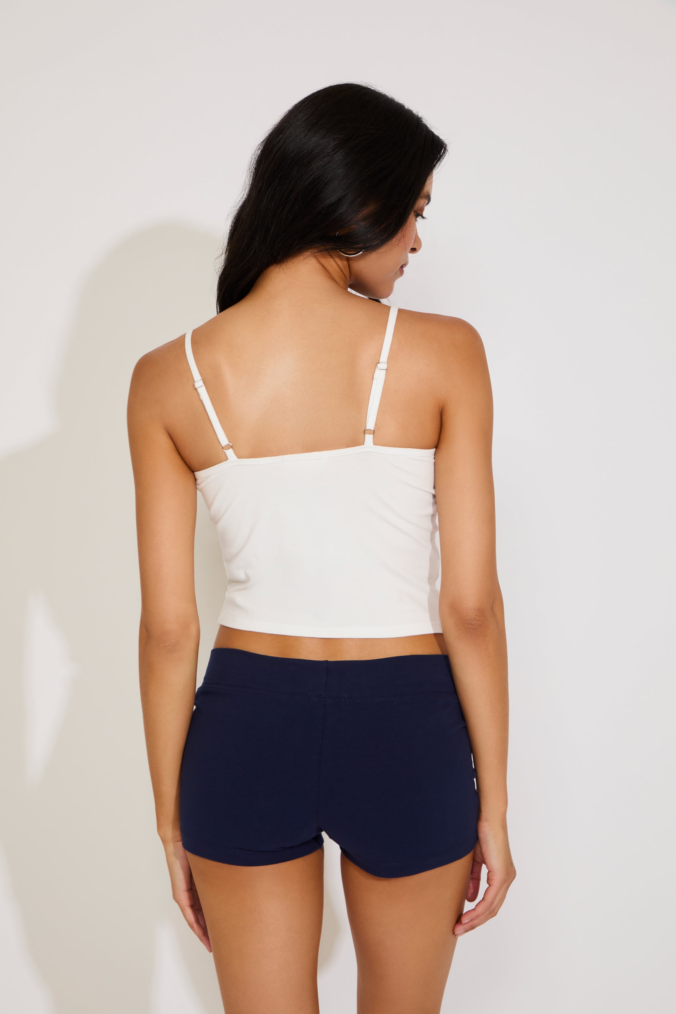 SCRUNCHED V NECK SEAMLESS CAMI TOP