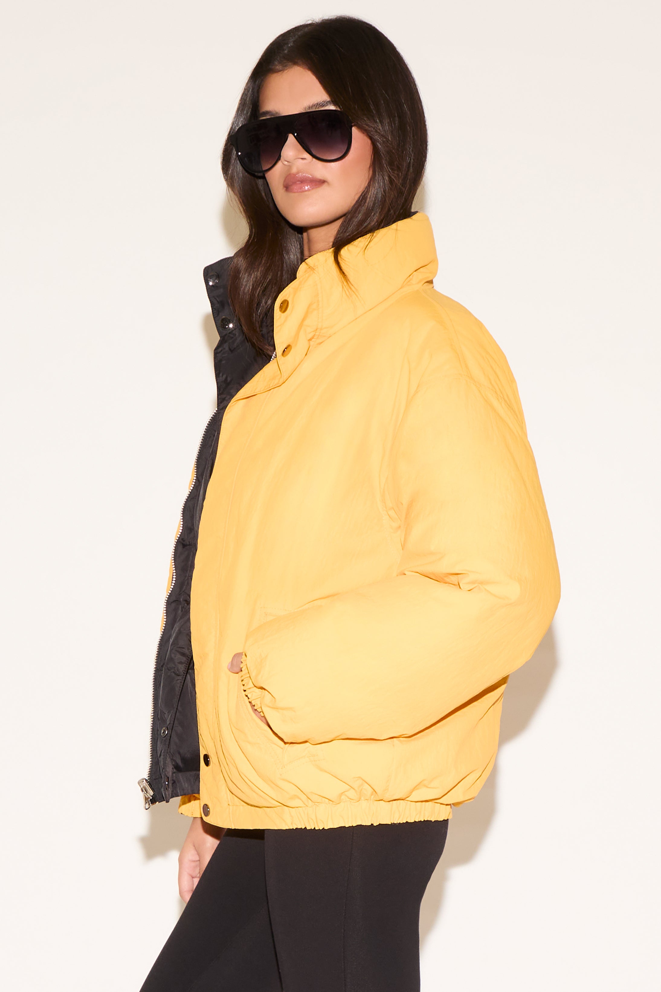 OVERSIZED REVERSIBLE PUFFER ZIP UP JACKET