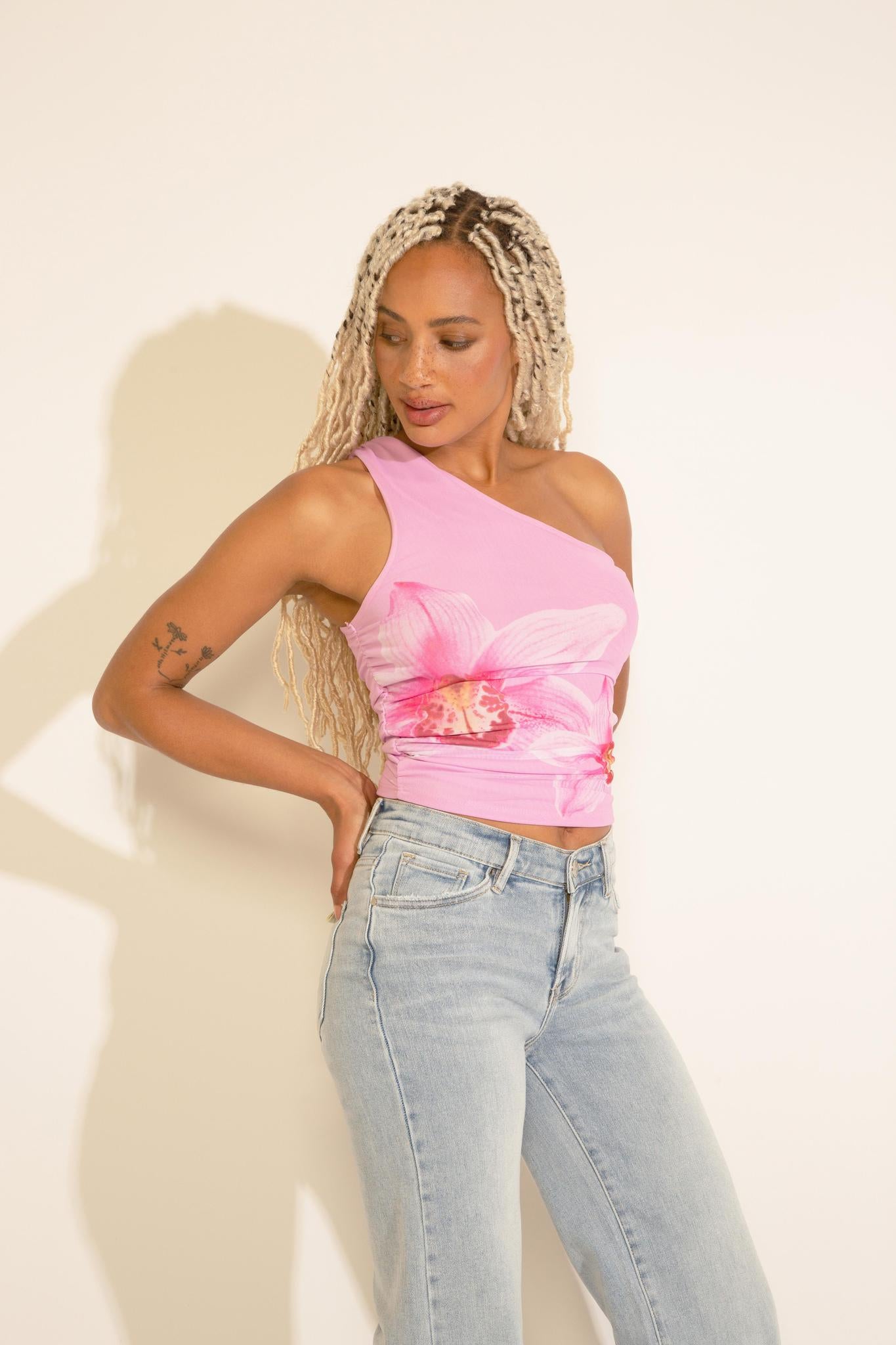 FLORAL MESH ONE SHOULDER TOP
