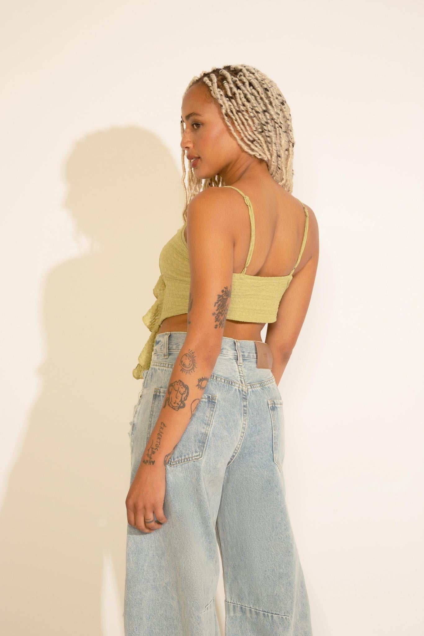 CRINKLE TEXTURE CAMI STRAP BUTTERFLY TOP