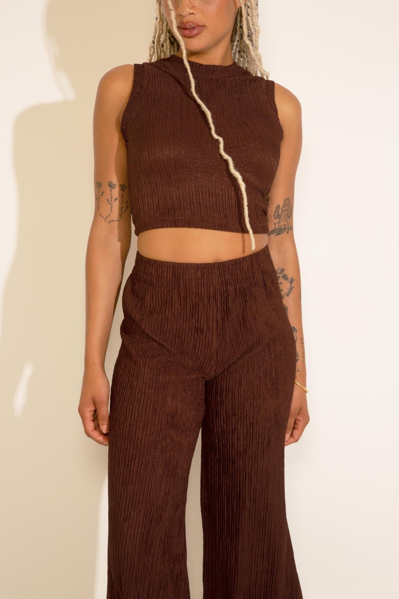 CRINKLE TEXTURED CROP TOP & PANT SET
